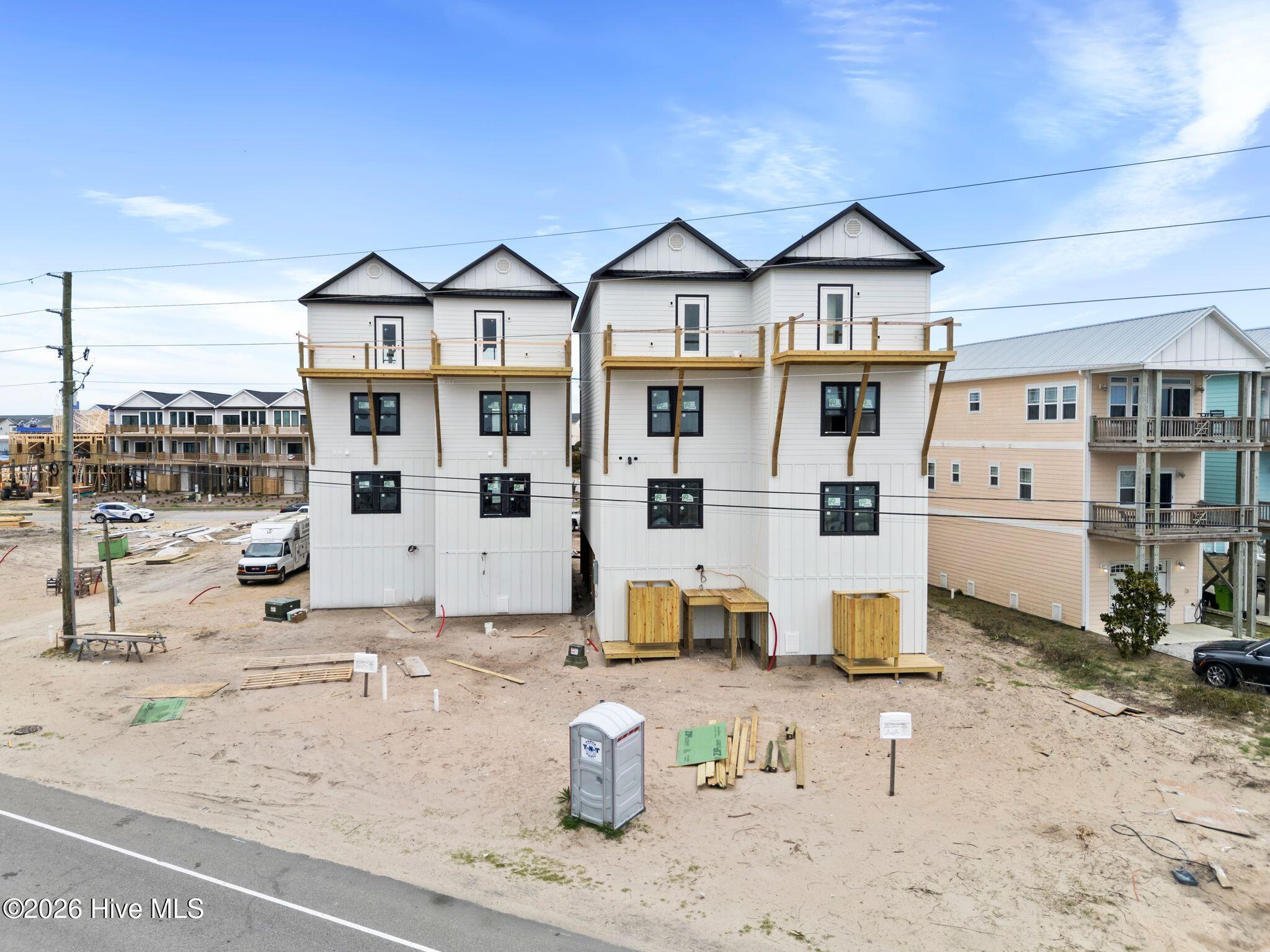 209 Shell Road UNIT 3b, Surf City, NC, 28445