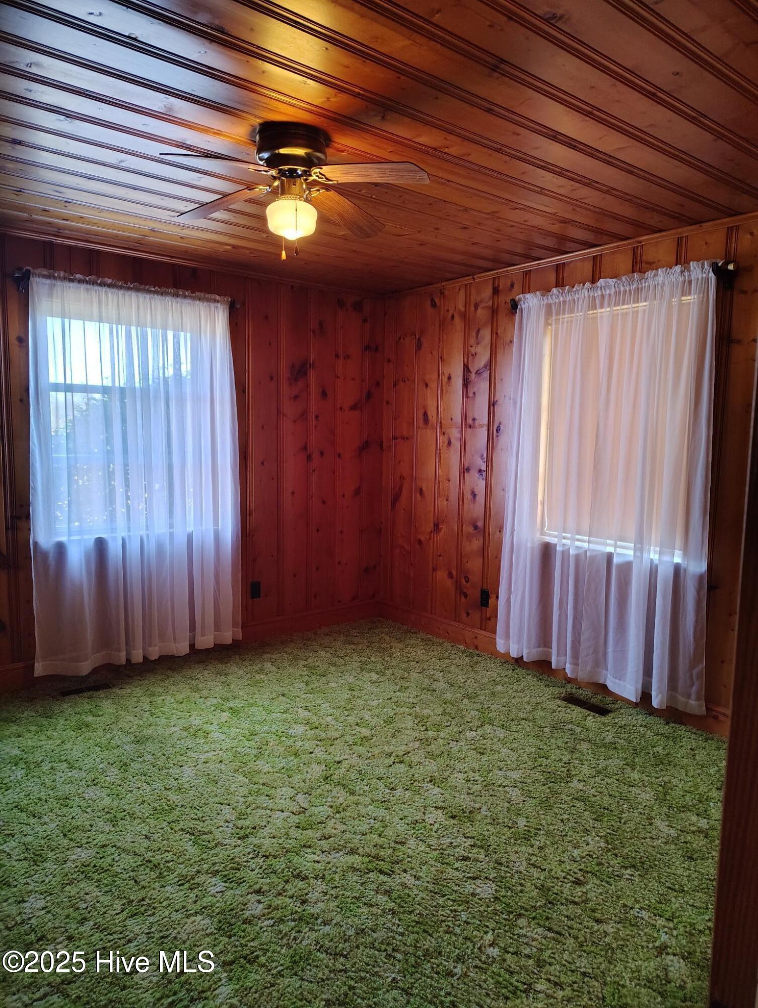 100493528 | Photo 10