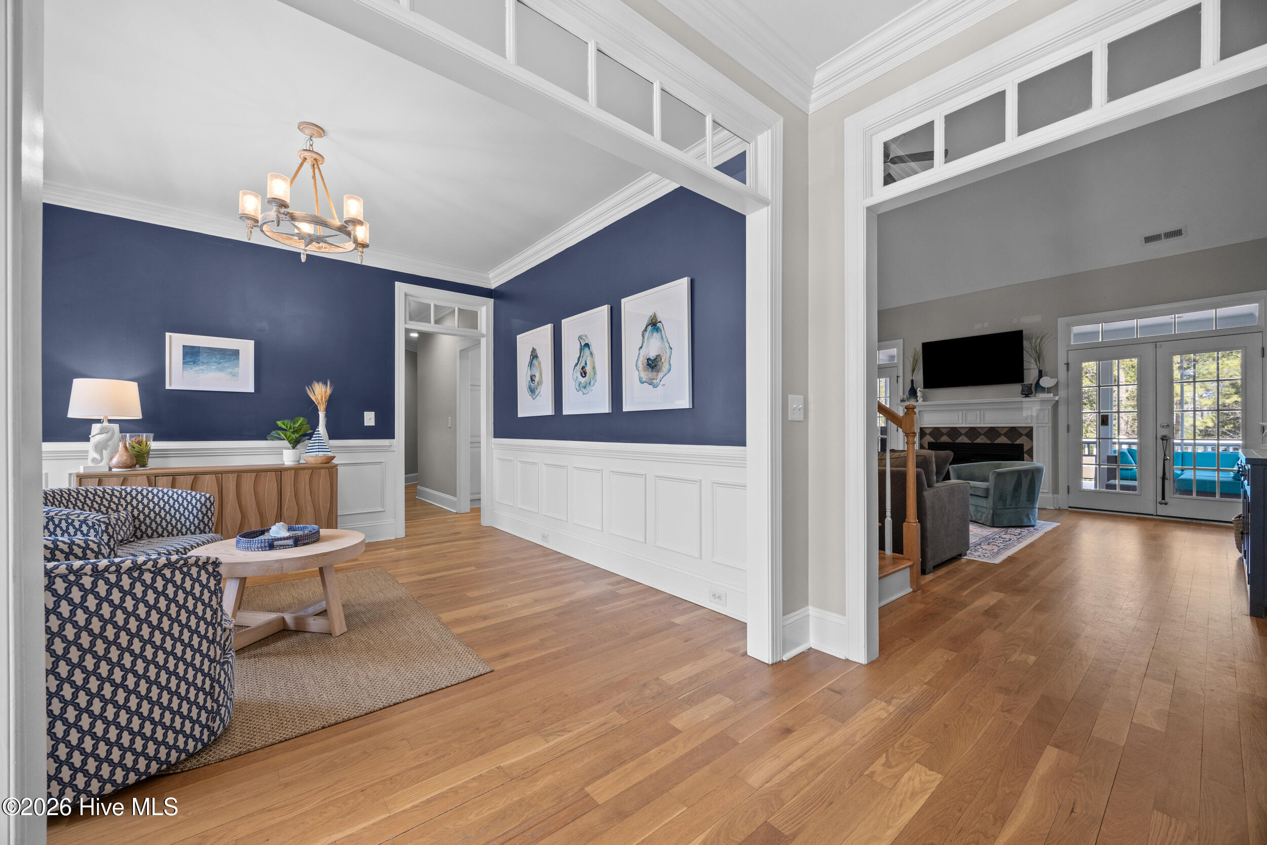 100565771 | Photo 10