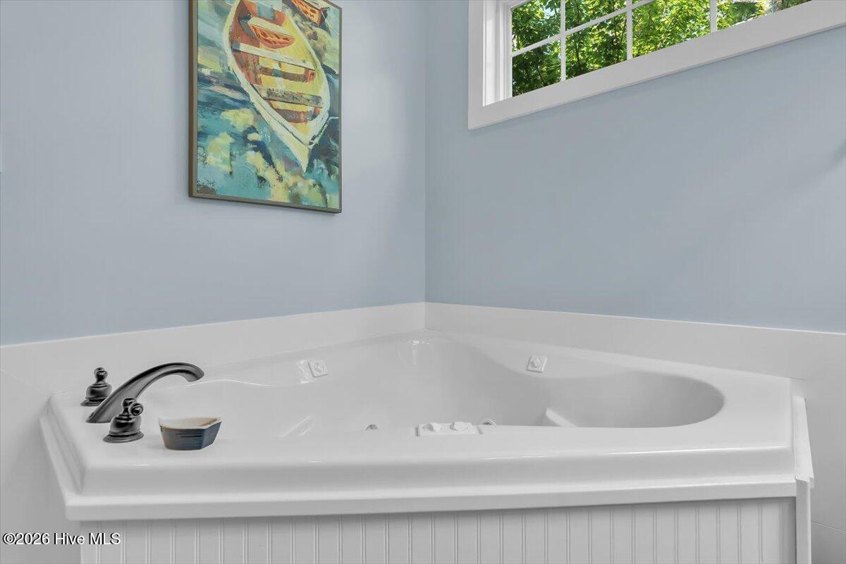 100553407 | Photo 30