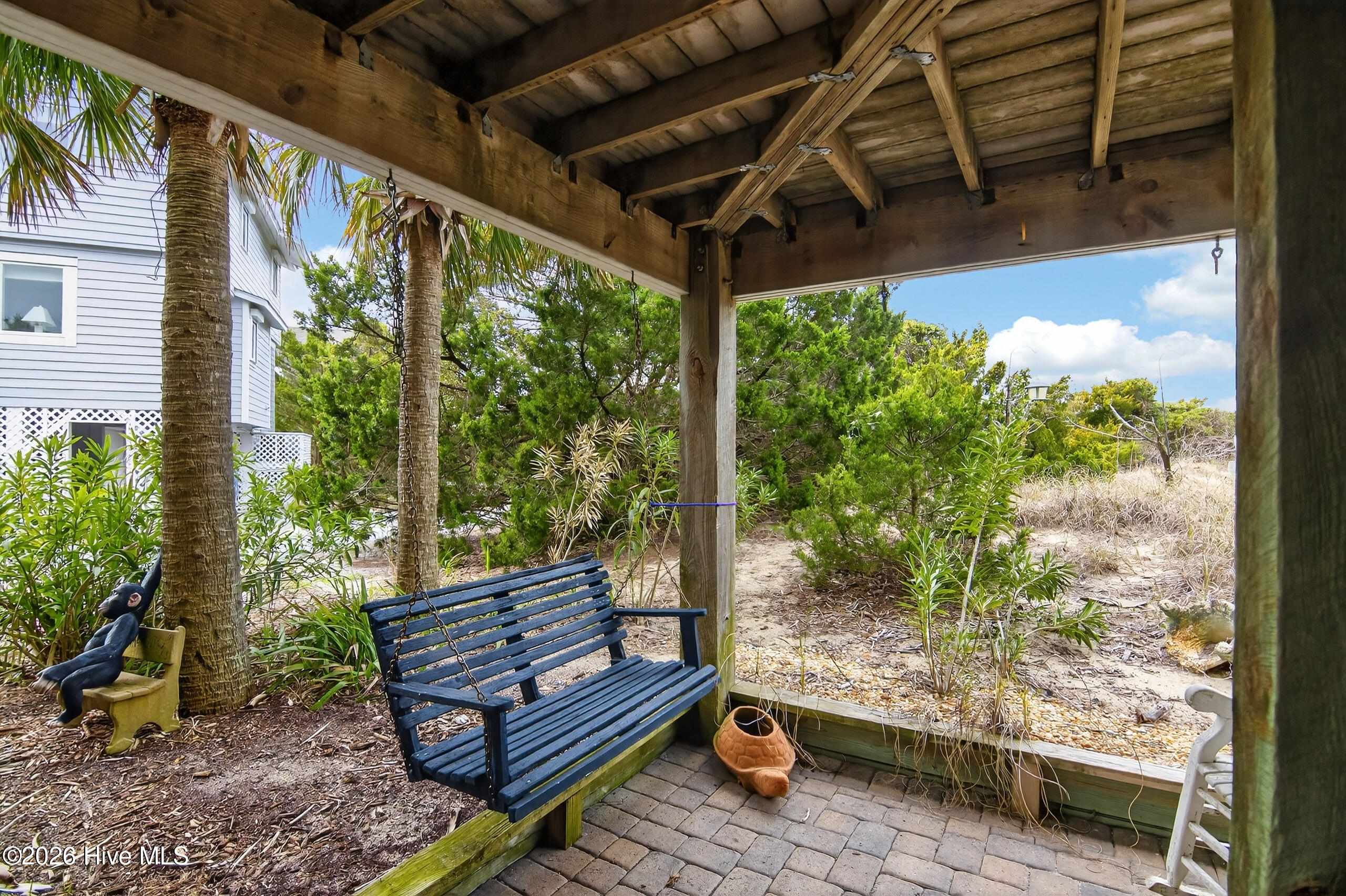 100556296 | Photo 41