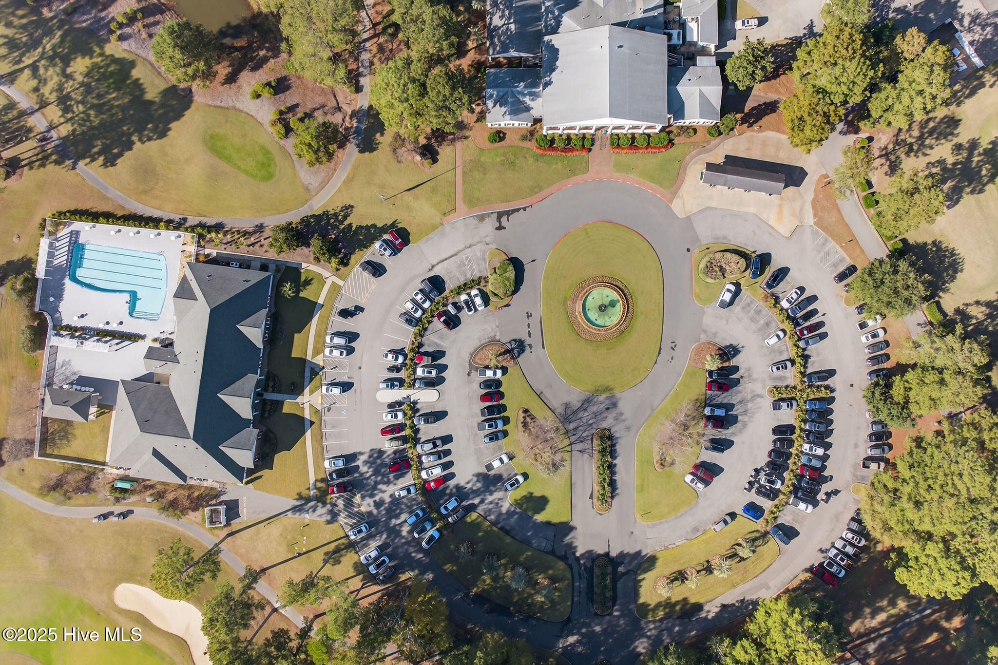 100541027 | Photo 36