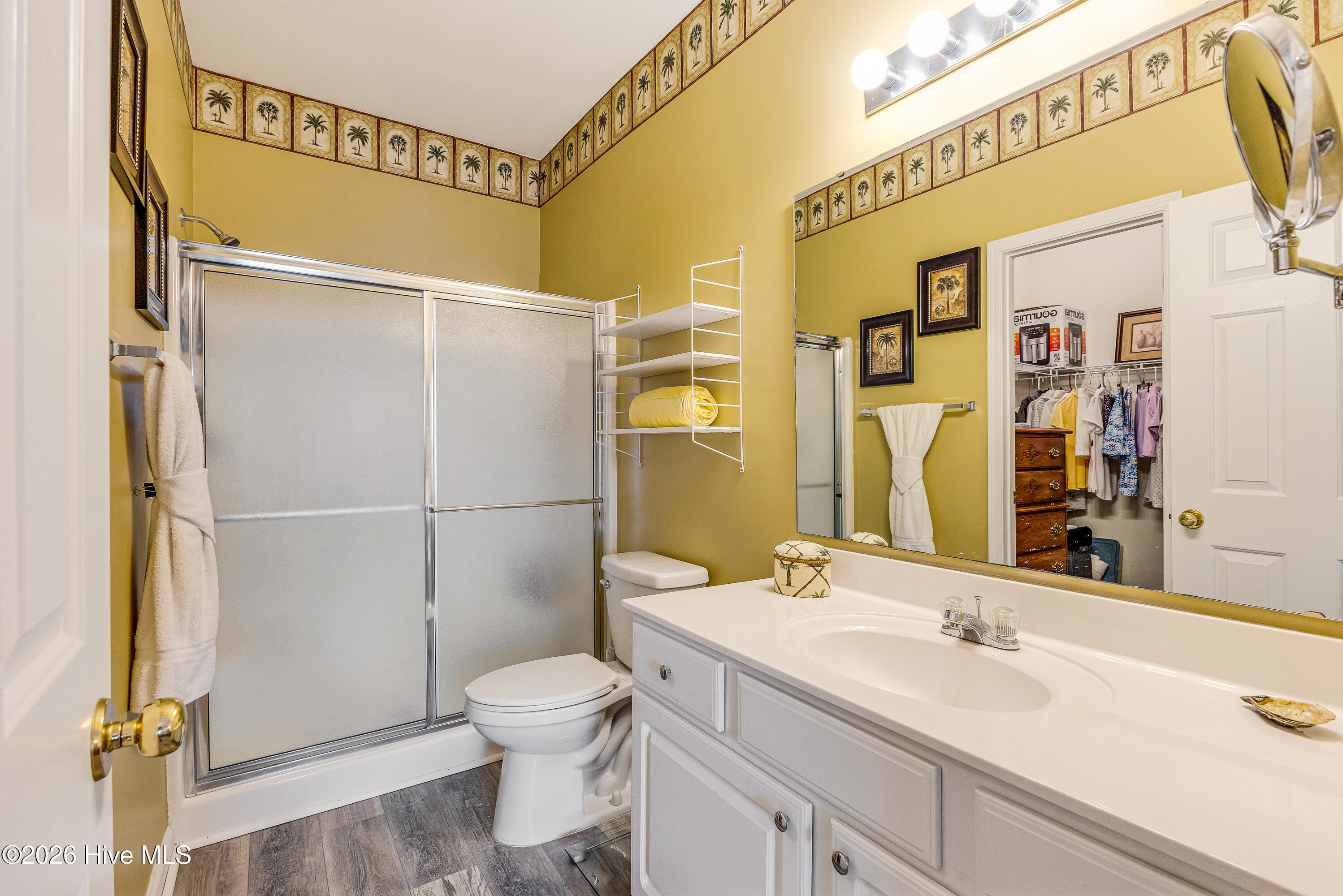 100560351 | Photo 21