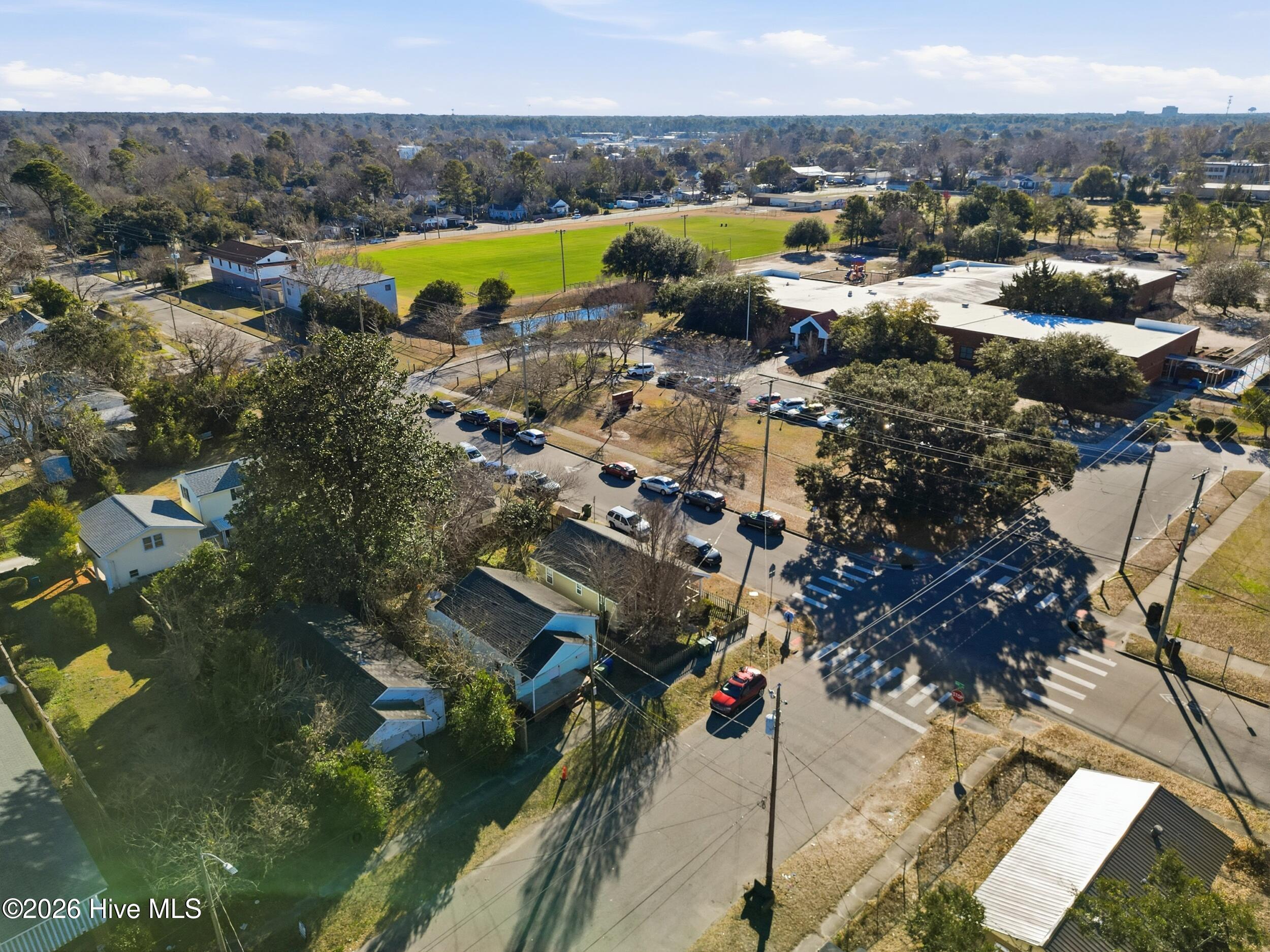 100558258 | Photo 26