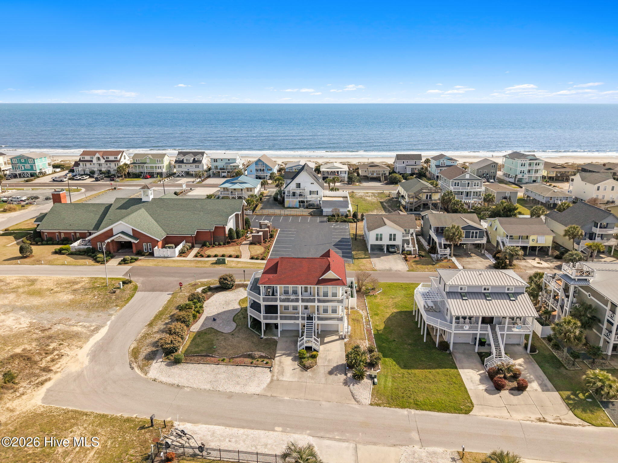 100561633 | Photo 70