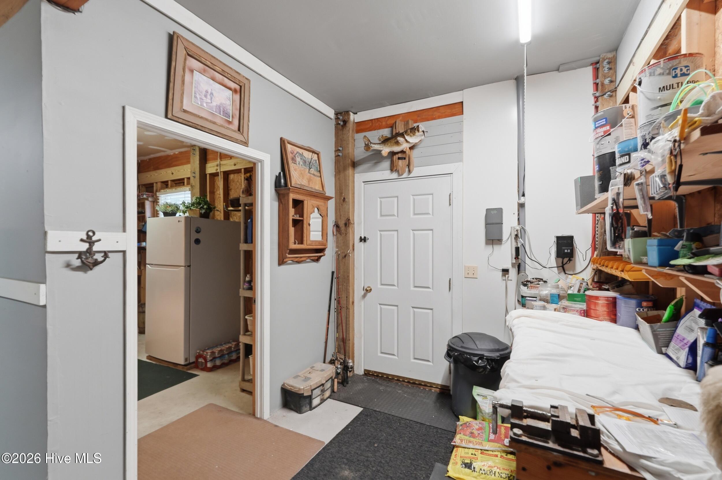 100561994 | Photo 70