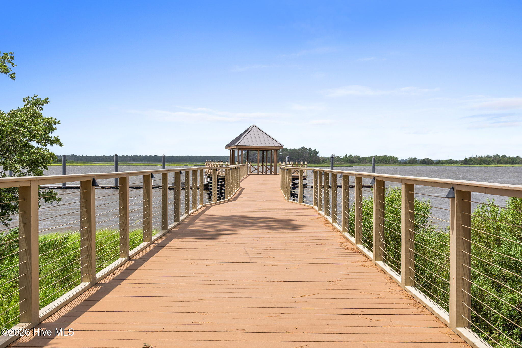 100569048 | Photo 65