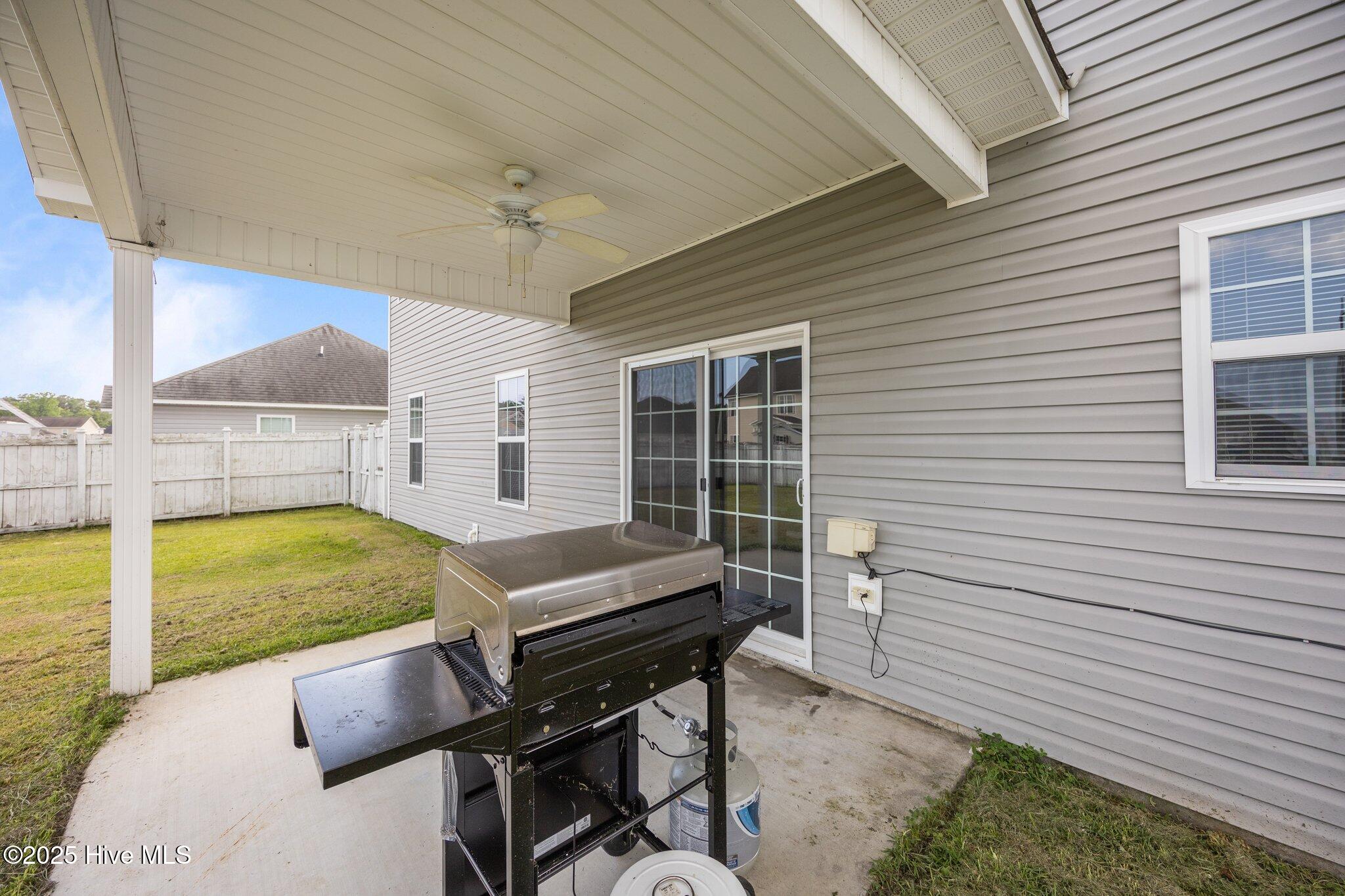 100555918 | Photo 41