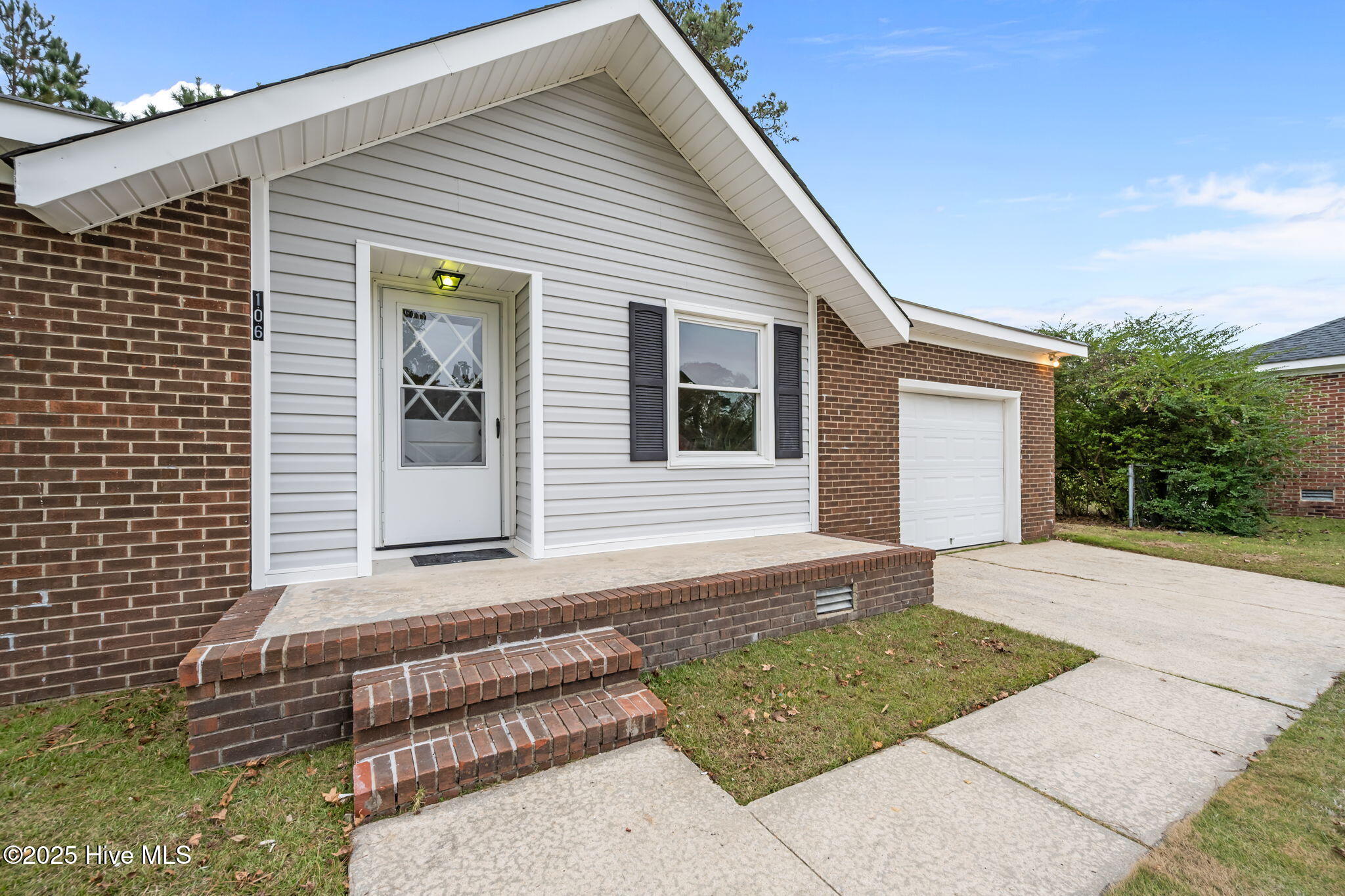 100540509 | Photo 35