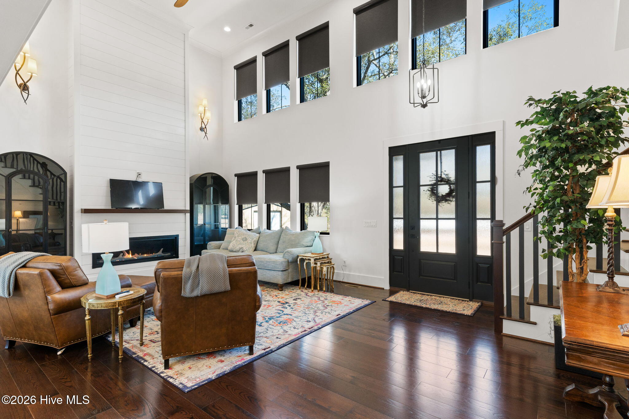 100554419 | Photo 31