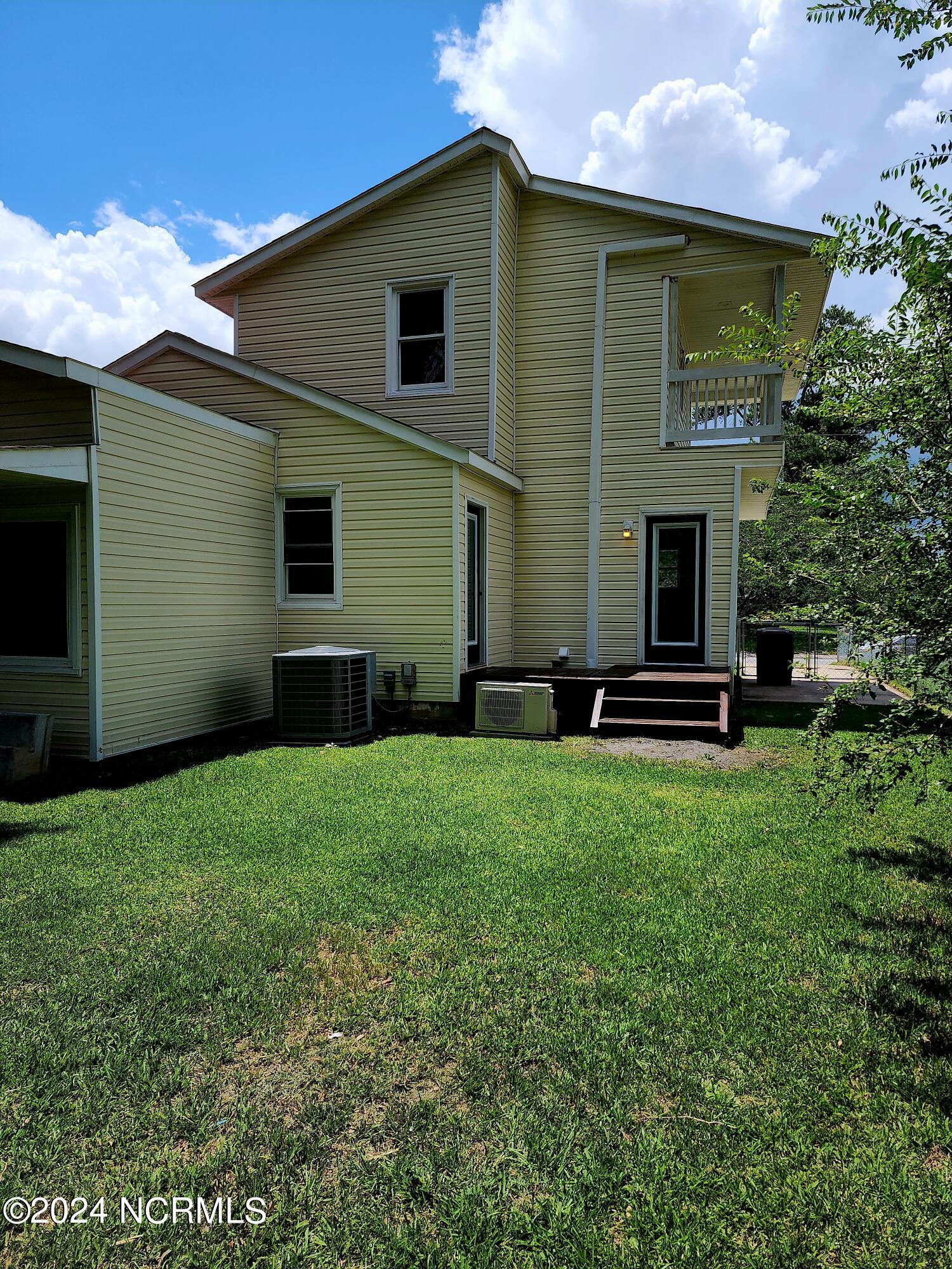 100545628 | Photo 40