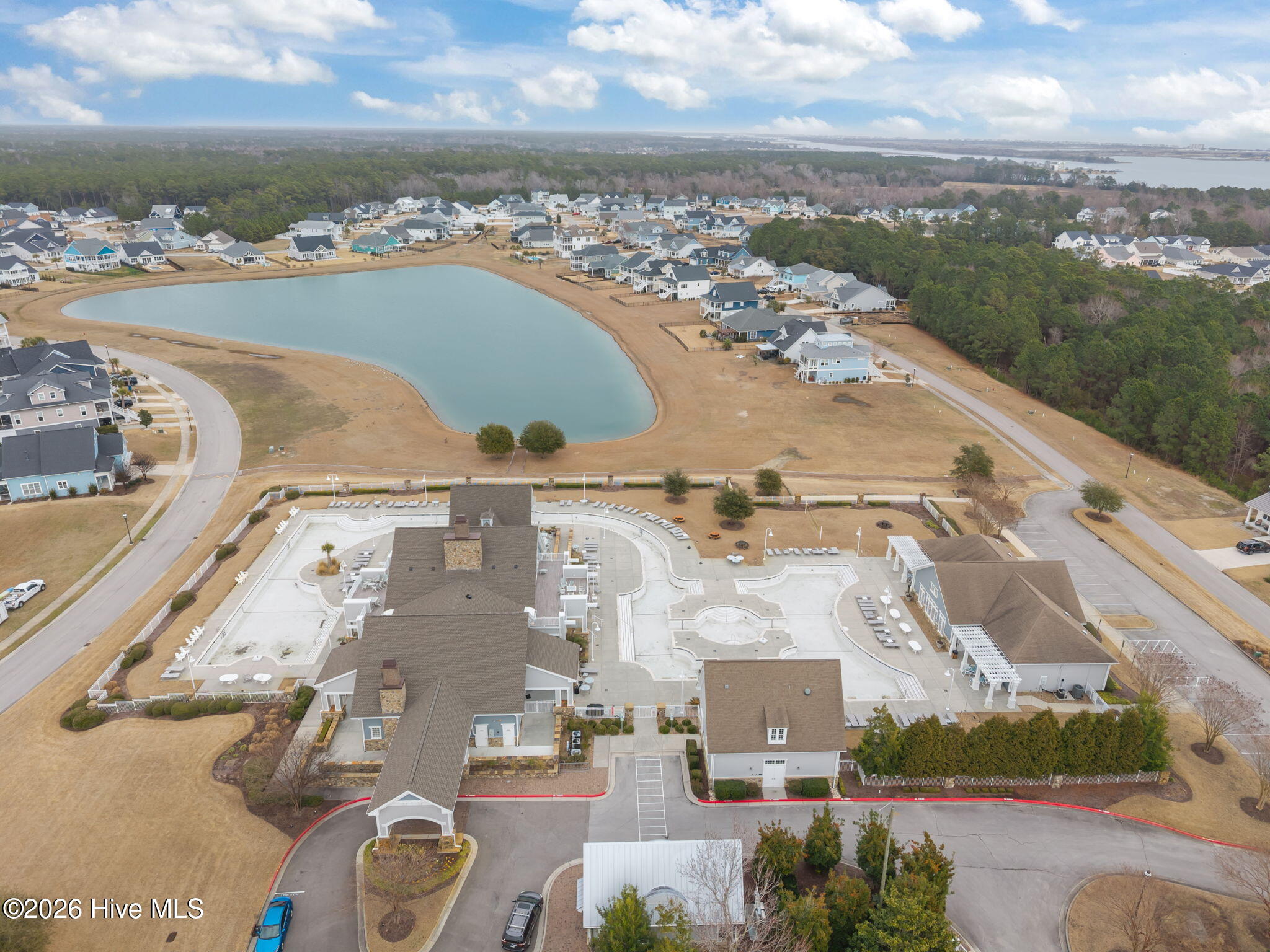 100556932 | Photo 40