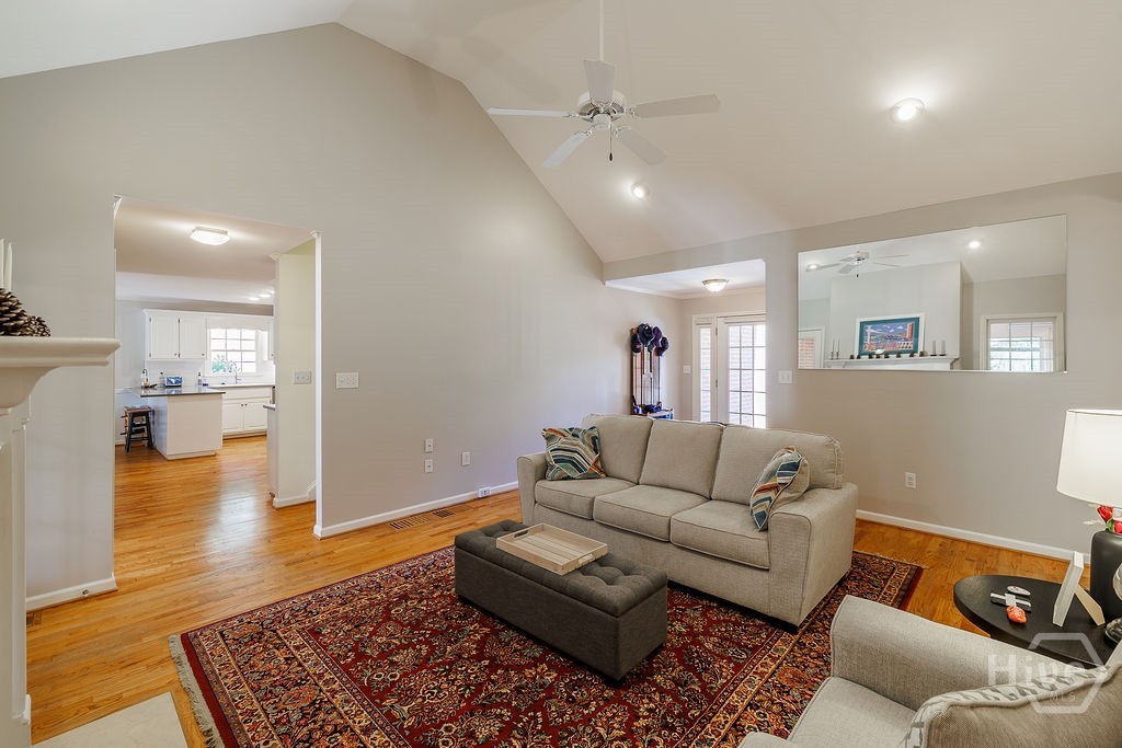 Property photo 8