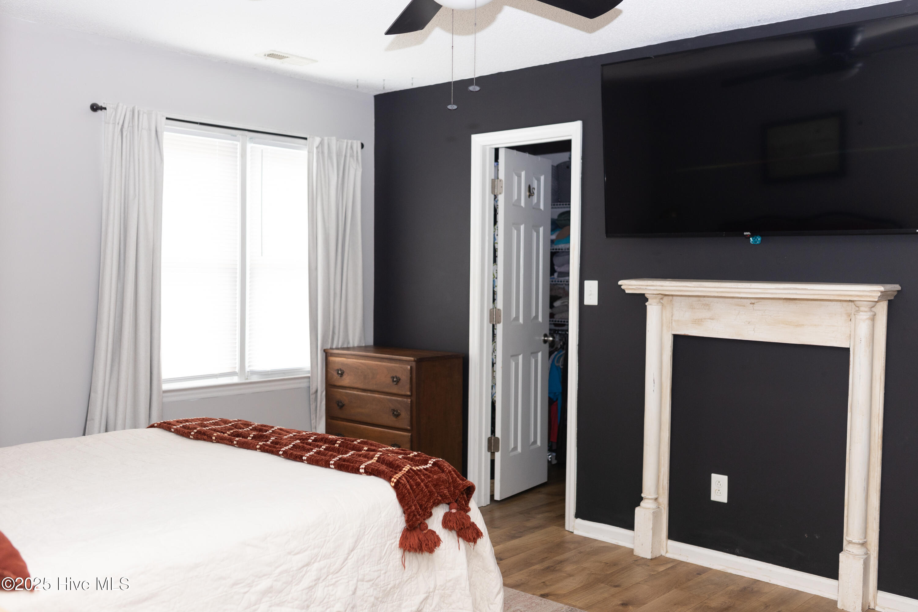 100540057 | Photo 16