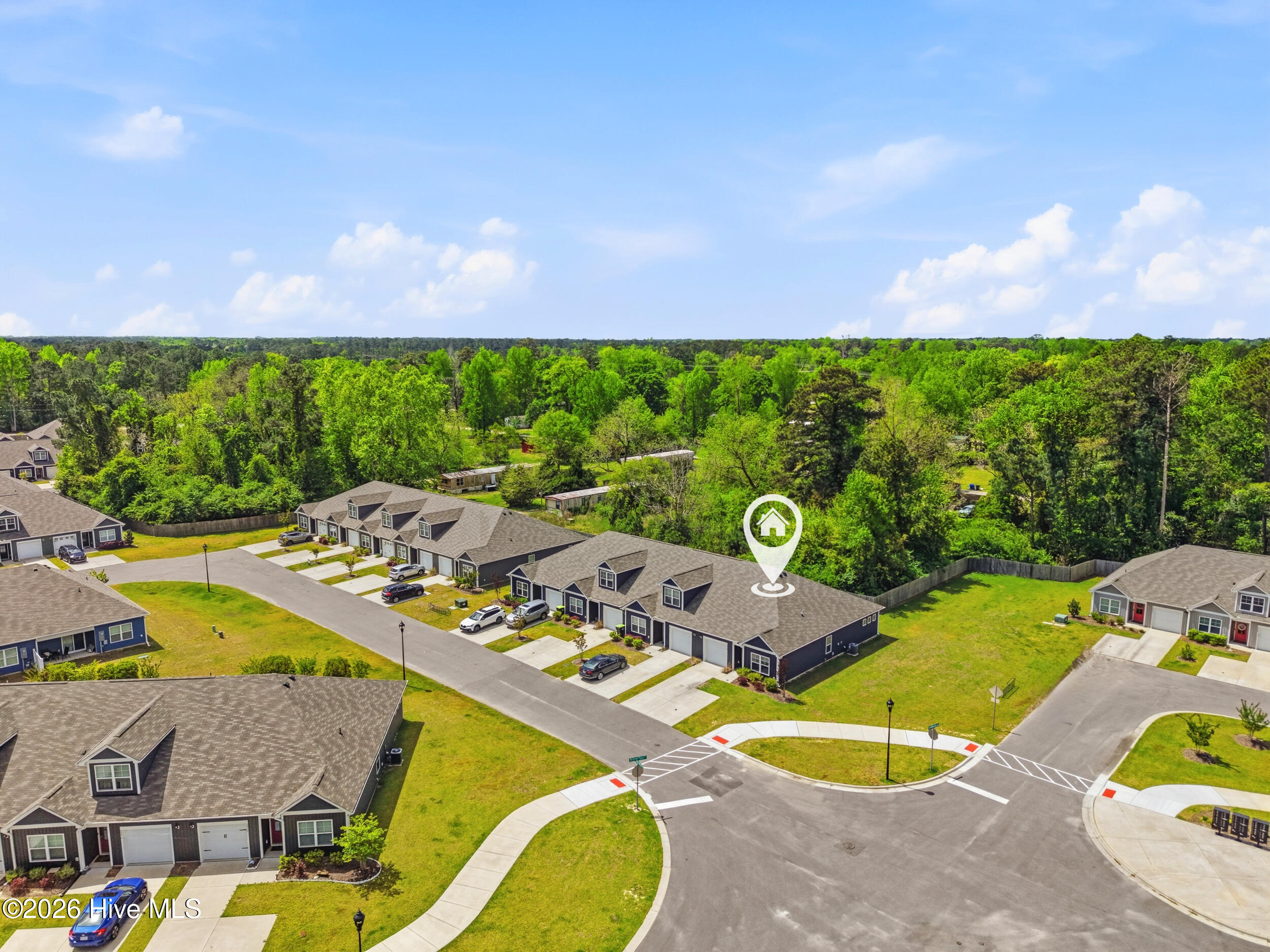 100566288 | Photo 31