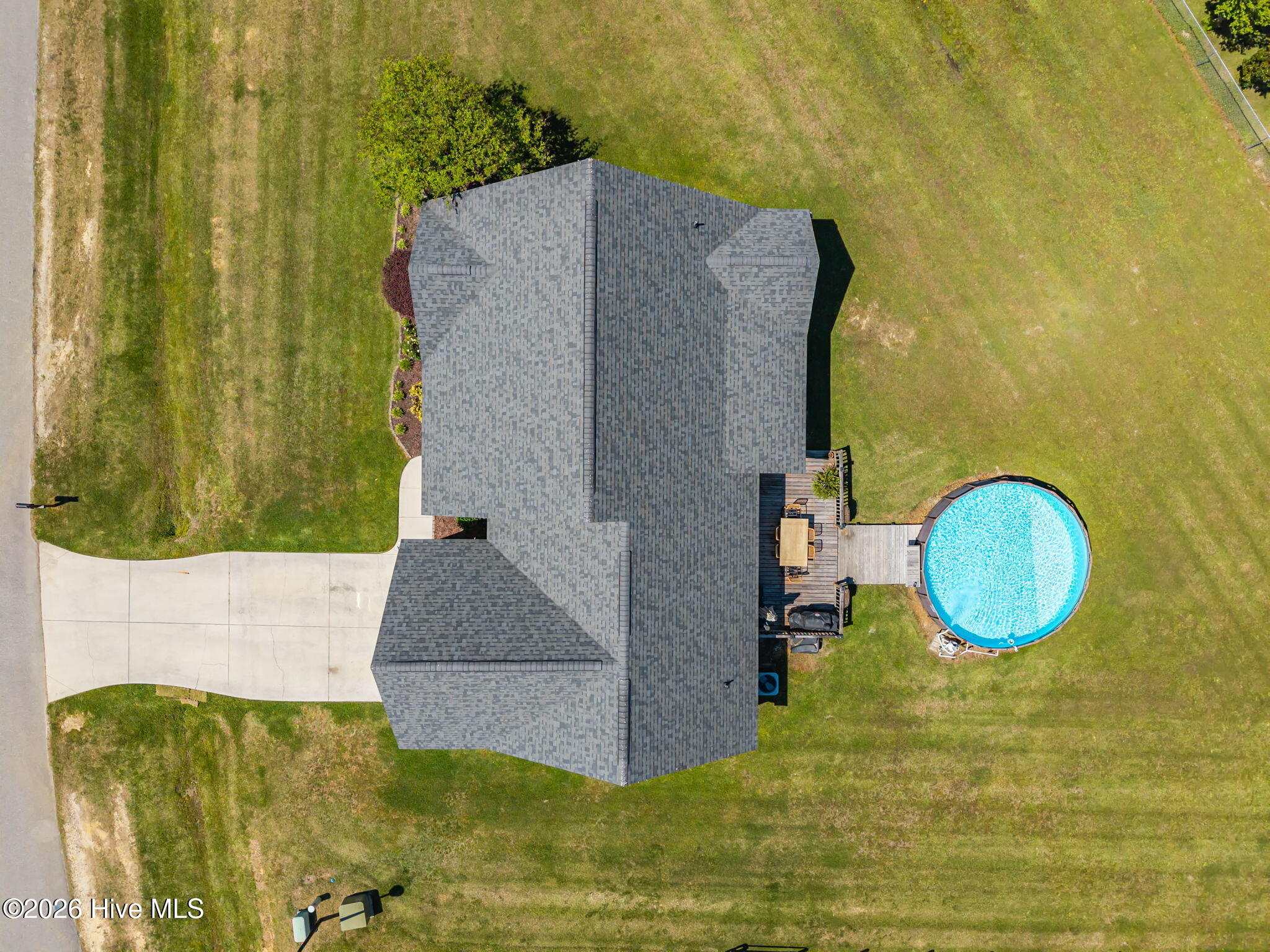 100567595 | Photo 31