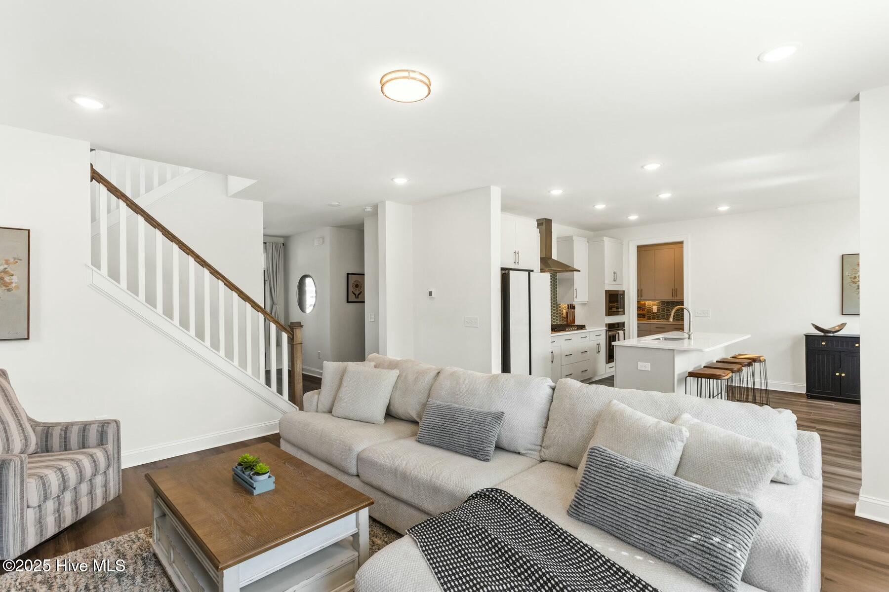 100500732 | Photo 16