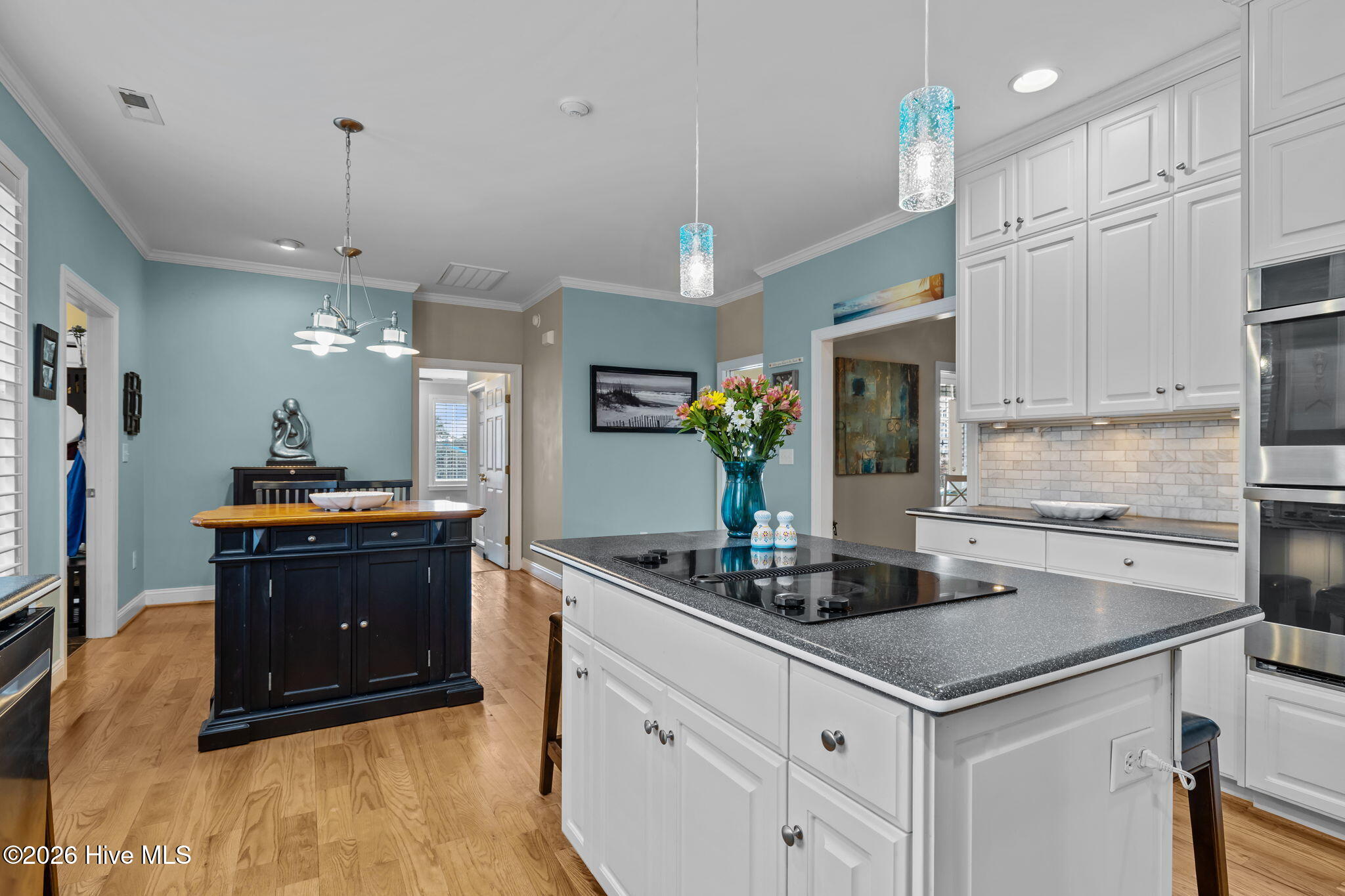 100555353 | Photo 21