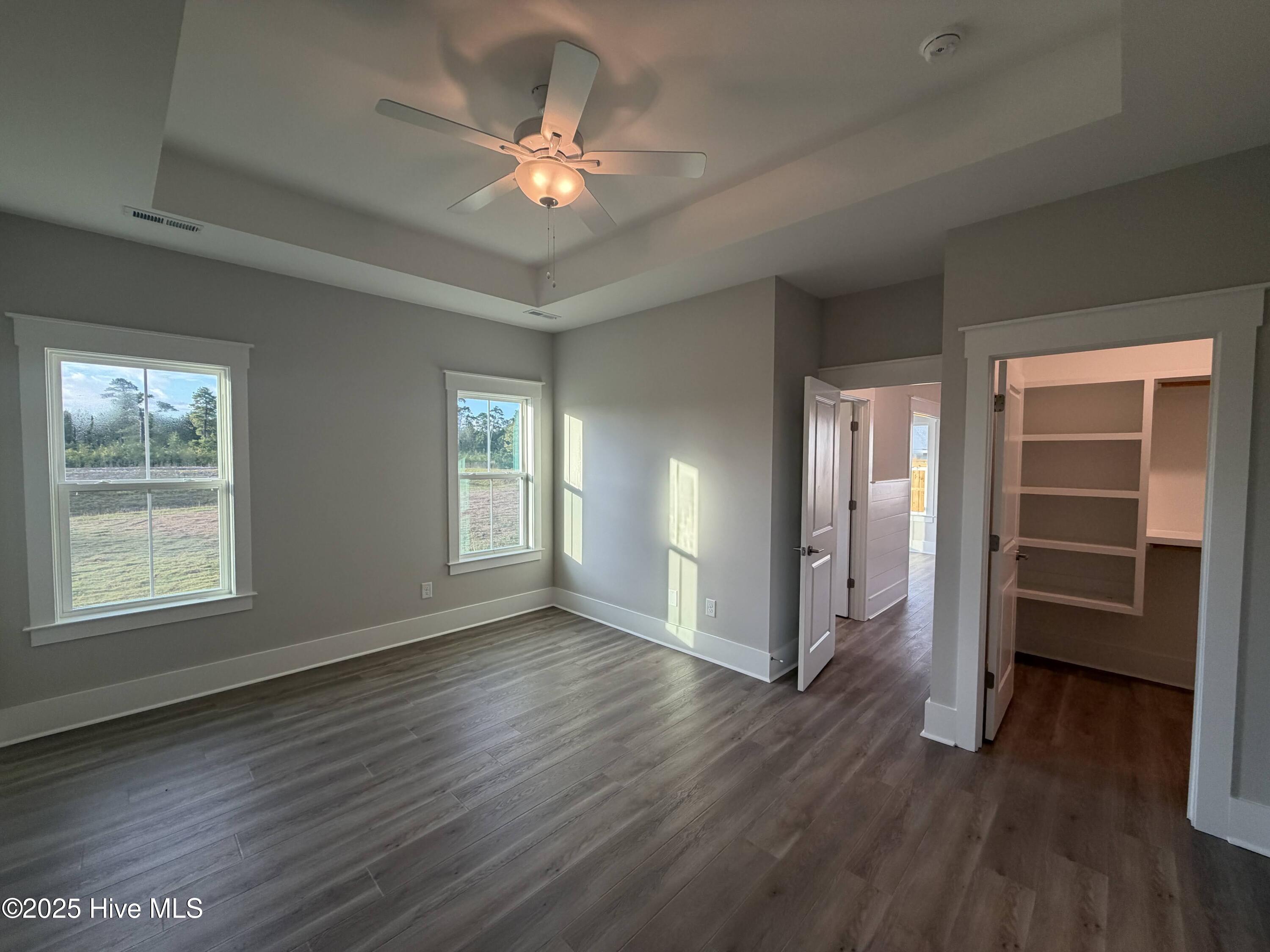 100493805 | Photo 17