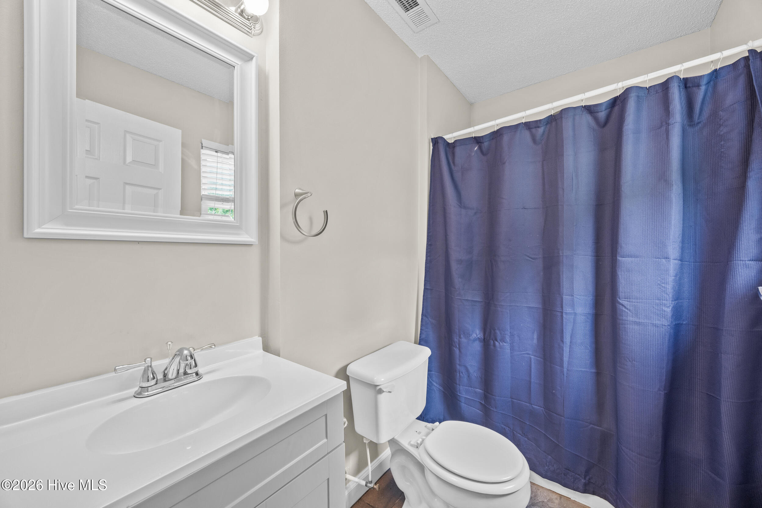 102 Natalie Lane,Hubert
