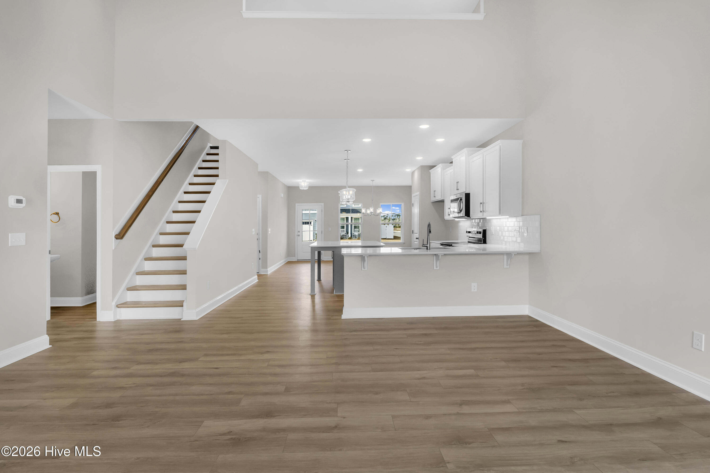 100552791 | Photo 21