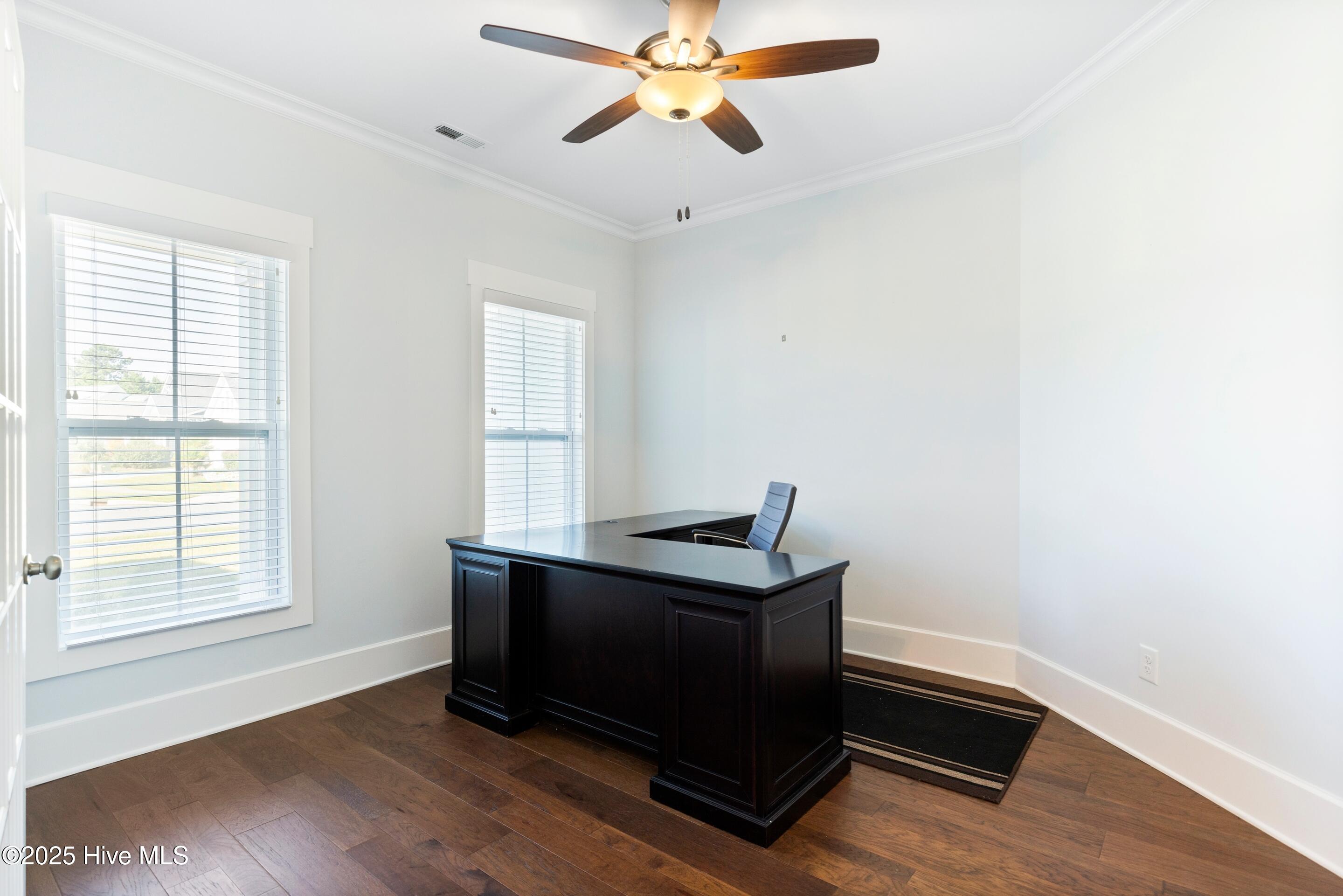 100531261 | Photo 29