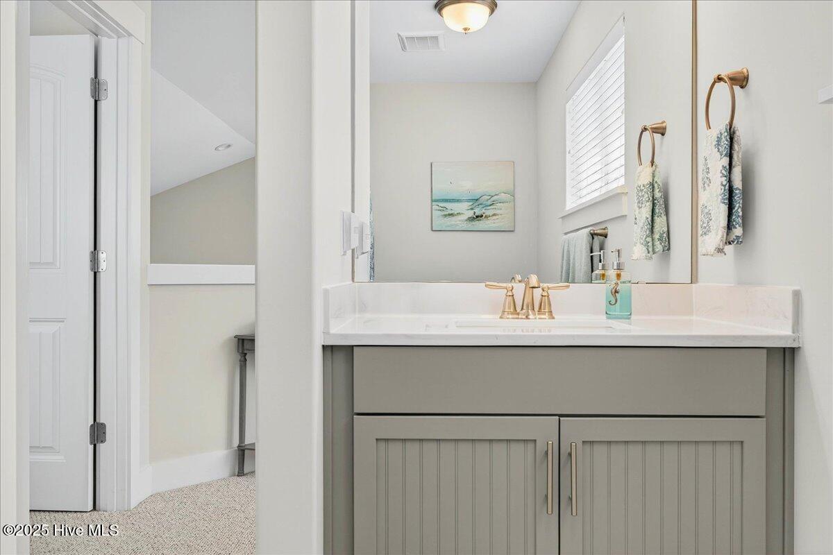 100524378 | Photo 43