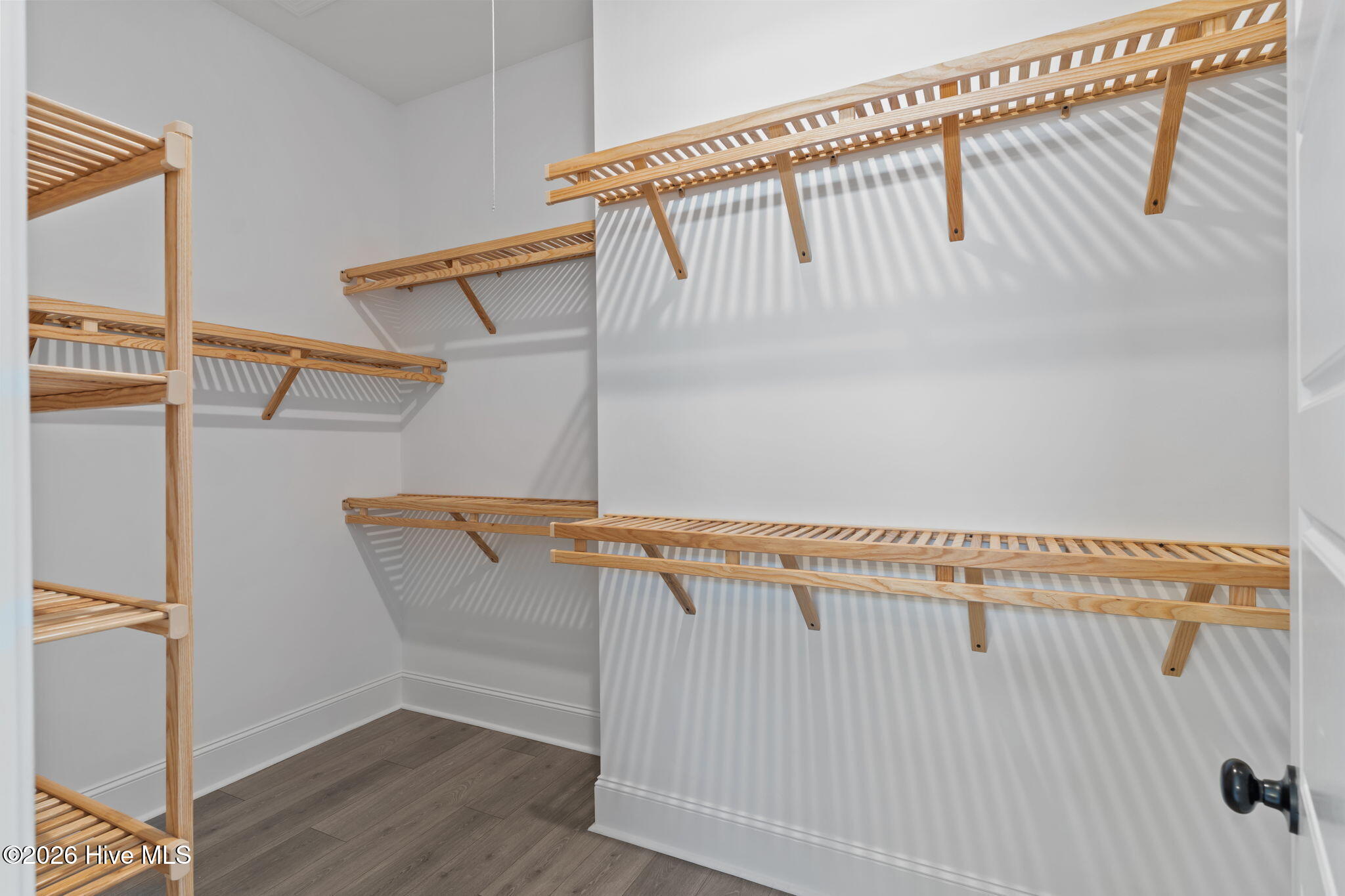 100568555 | Photo 22