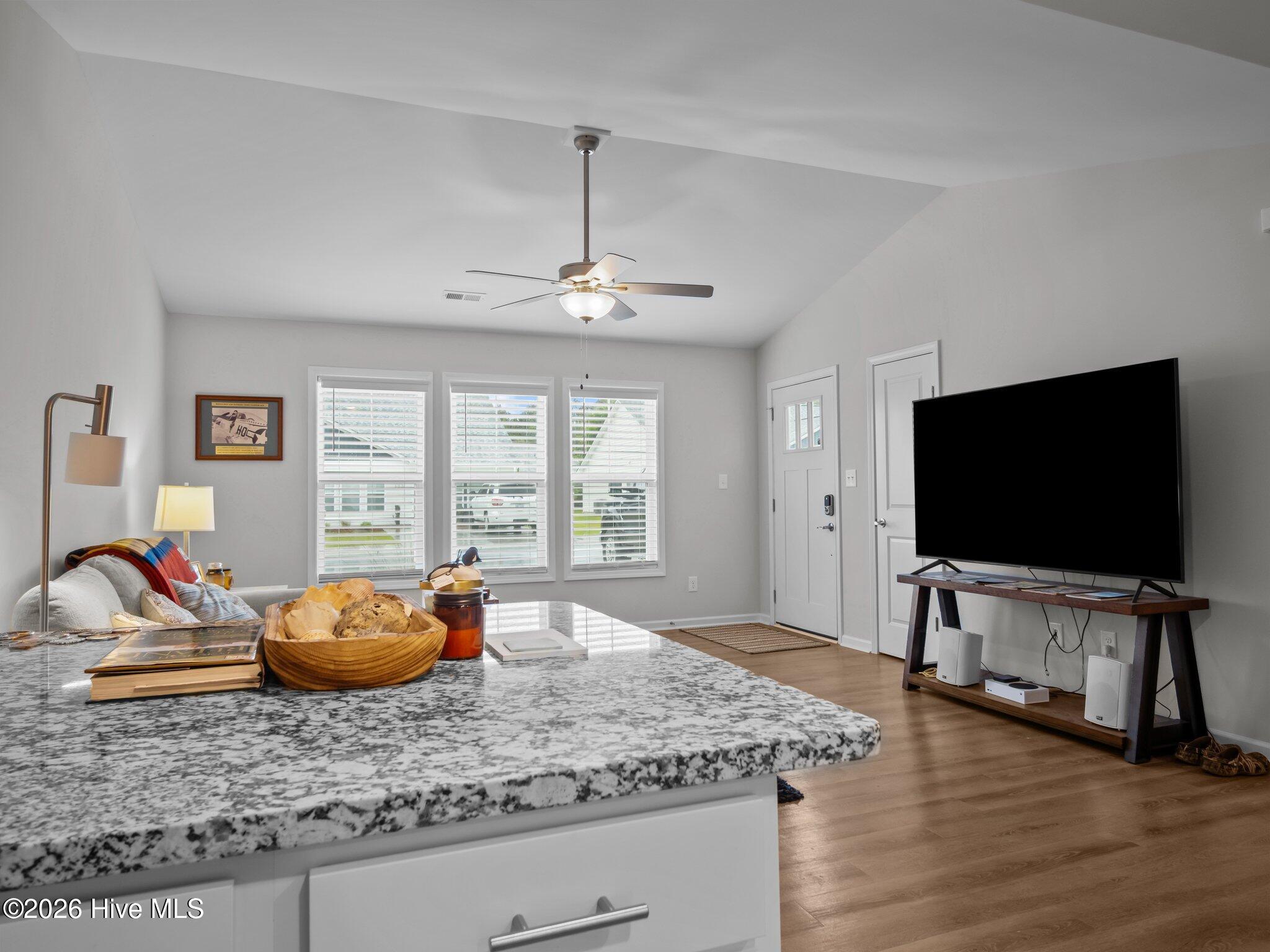 602 Villa Cove,Newport