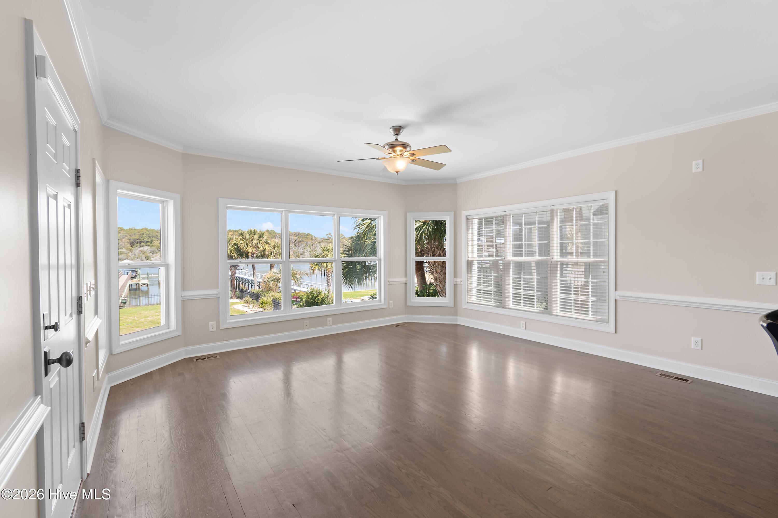 100566574 | Photo 17