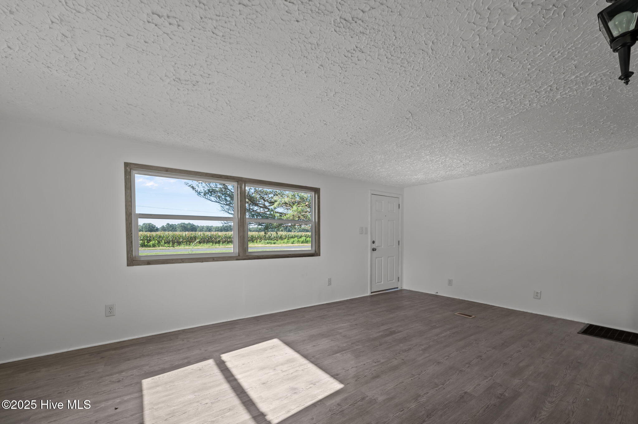 18-web-or-mls-LHV_1497