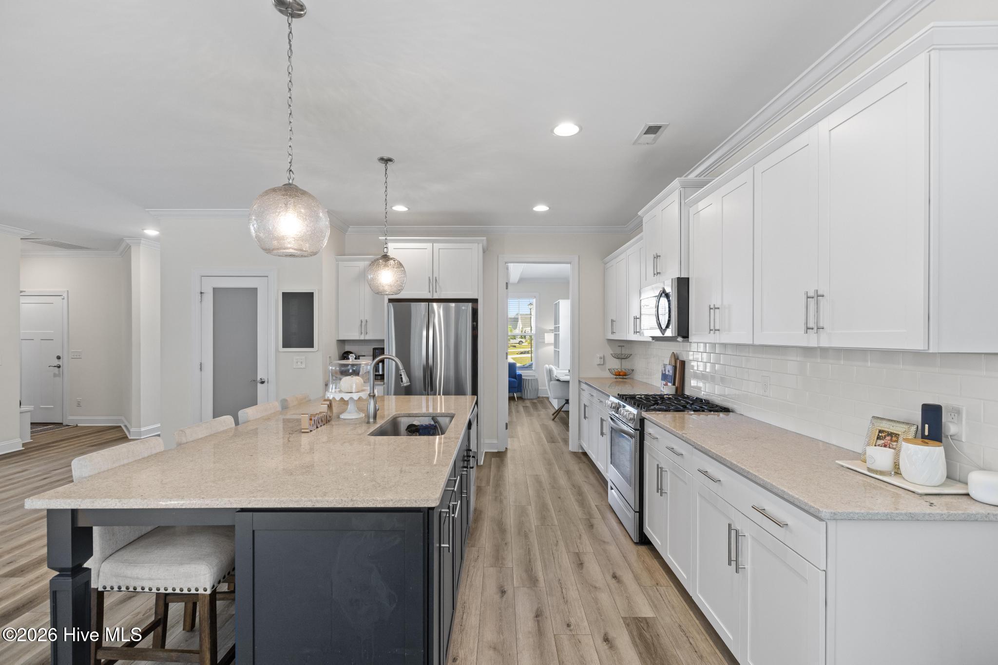 100549977 | Photo 10