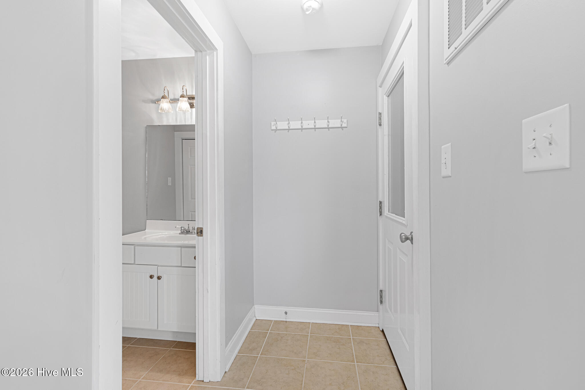 208 Beaufort Avenue 1,Atlantic Beach