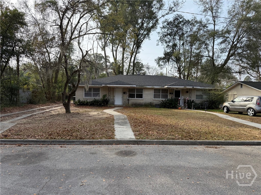 221 E 49th Street, Savannah, GA, 31405