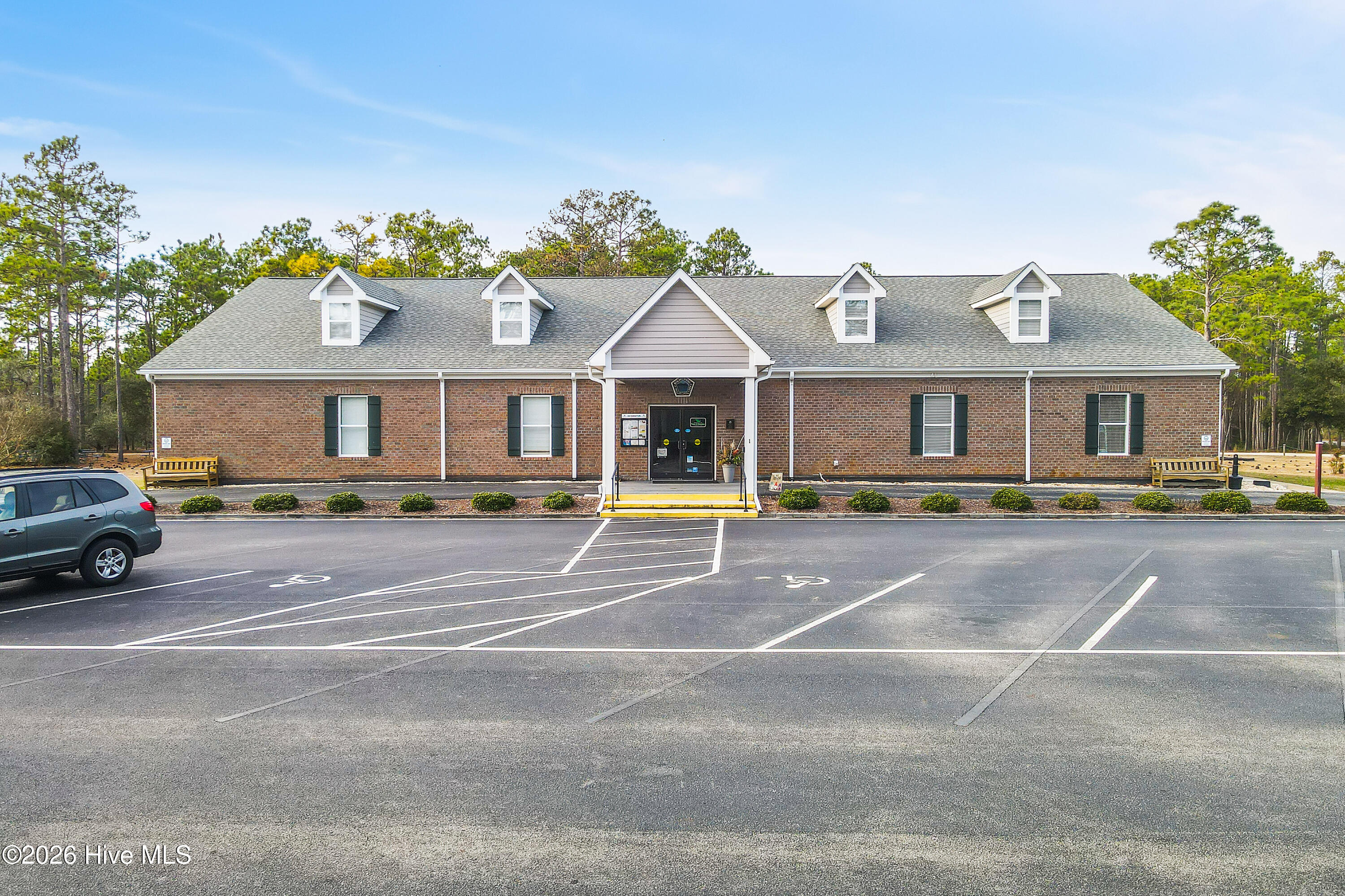 100546954 | Photo 44