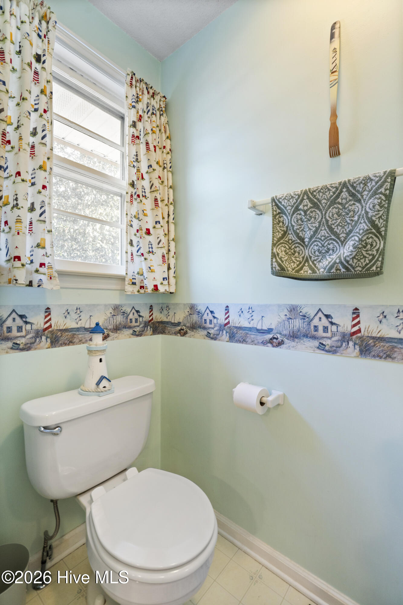 100549971 | Photo 35