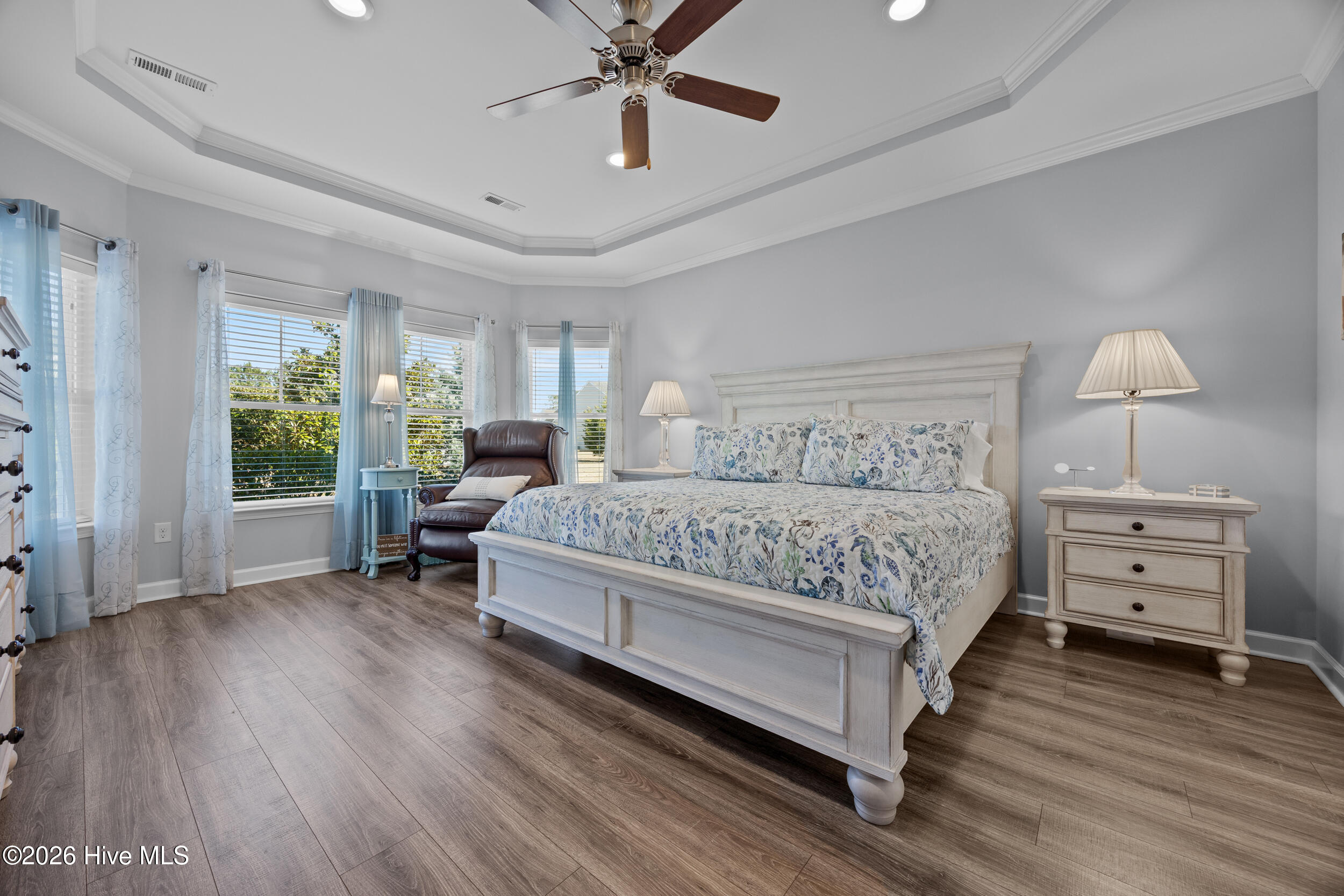 100551713 | Photo 16