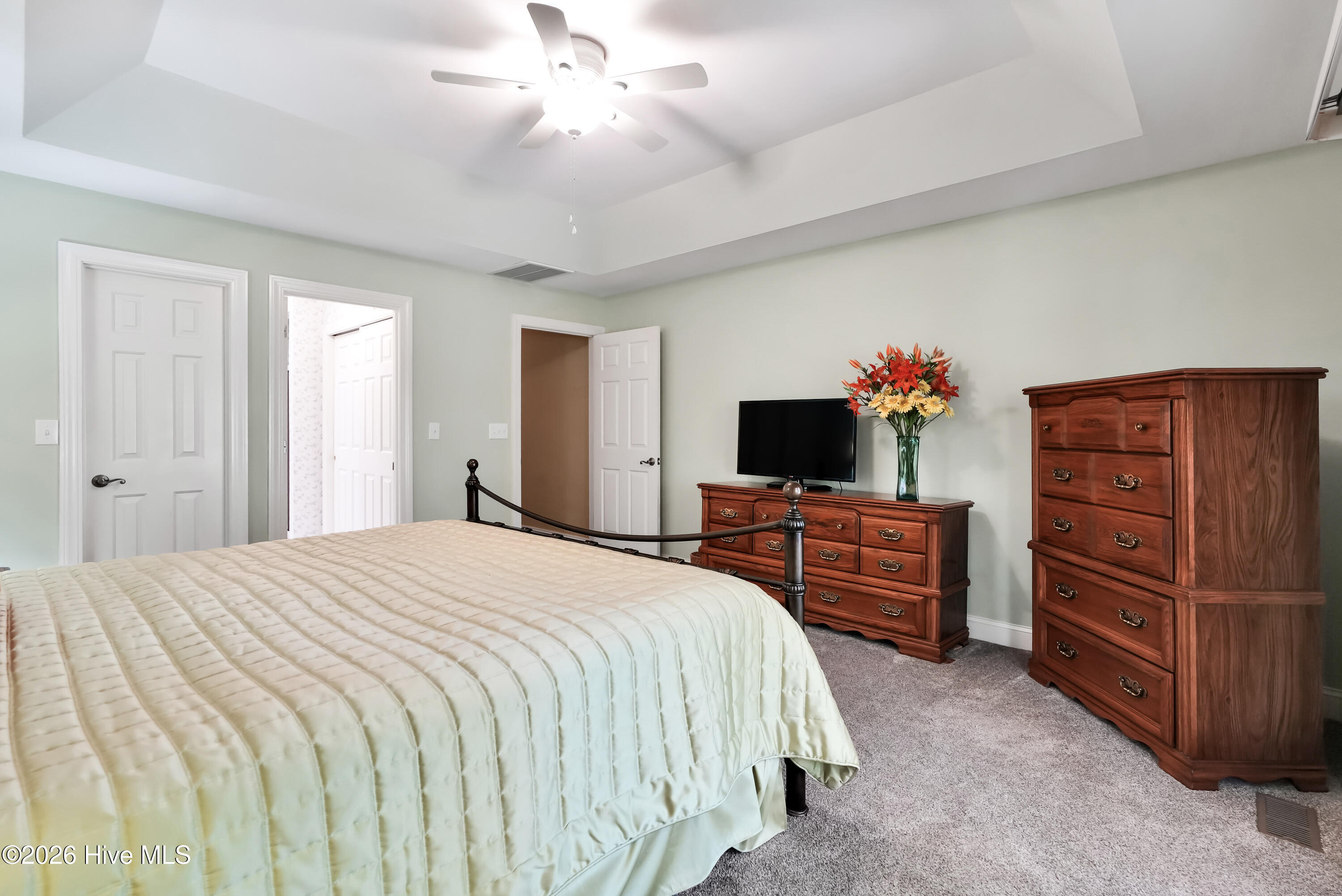 100567703 | Photo 20