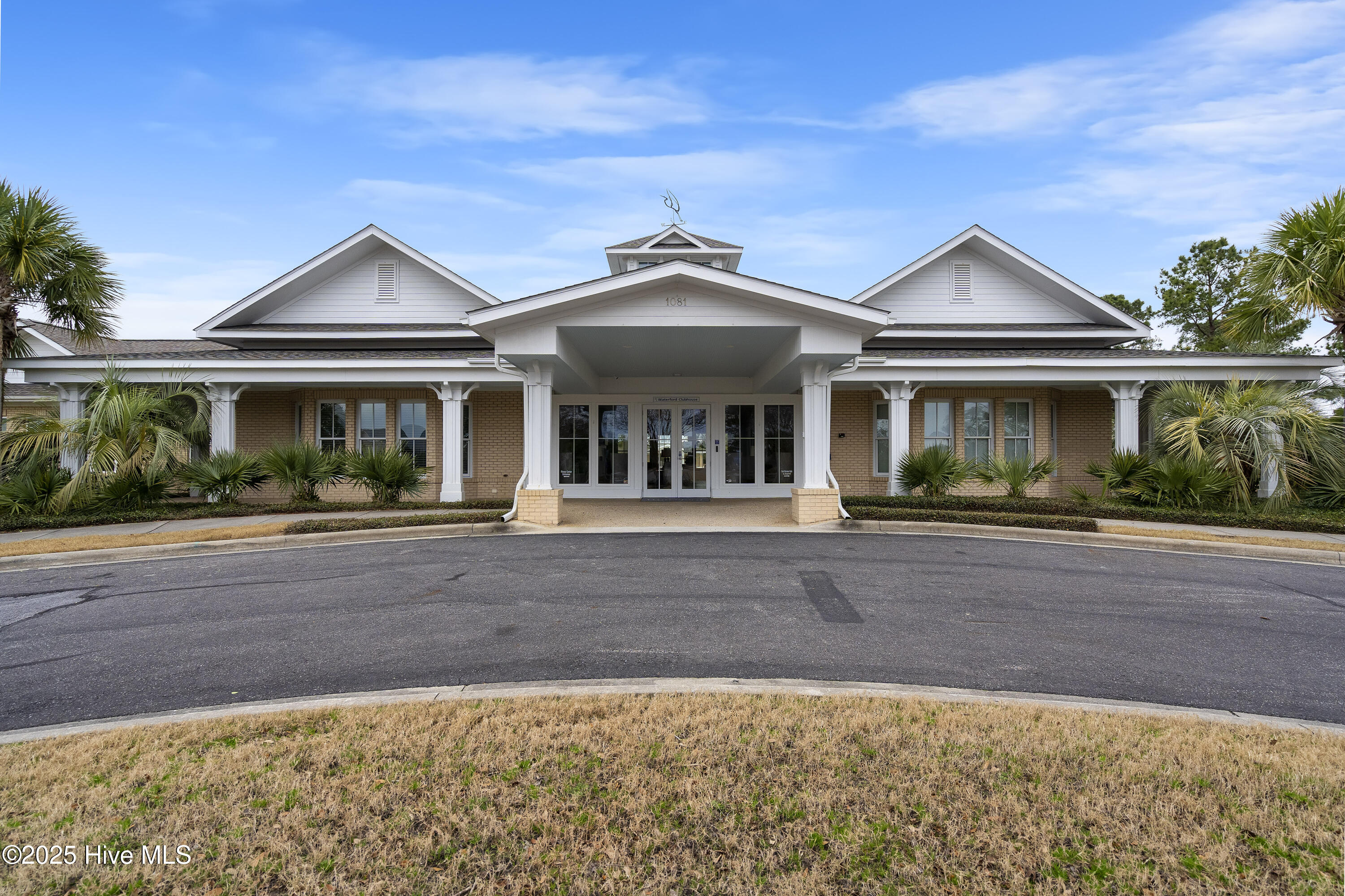 100541104 | Photo 81