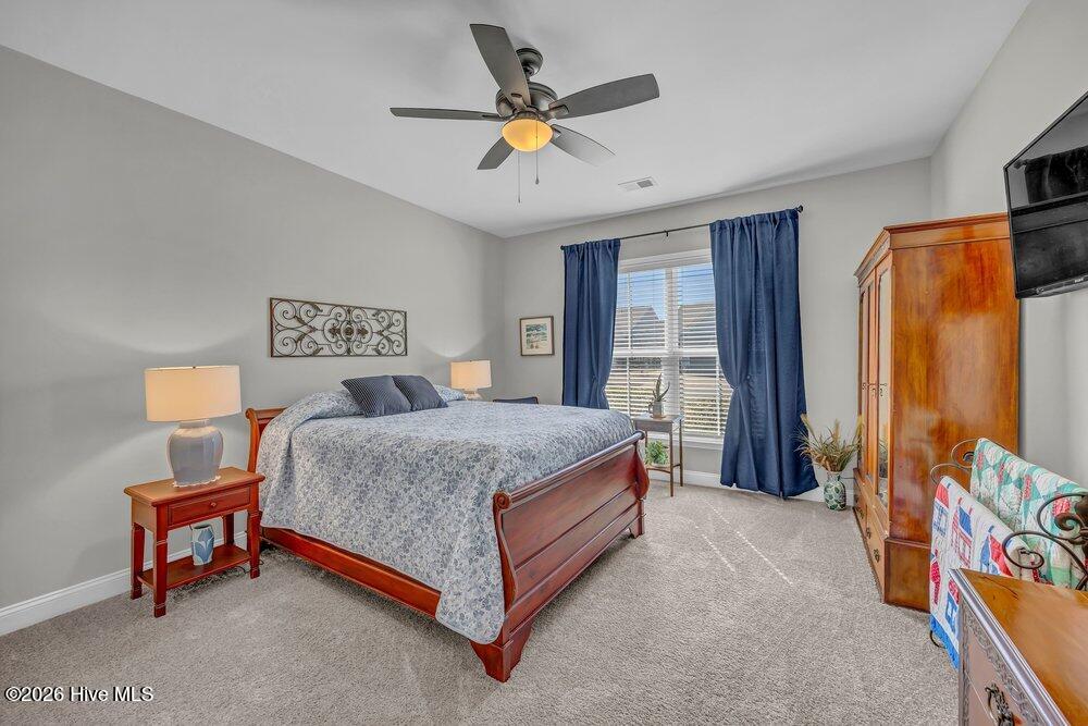 100556390 | Photo 18