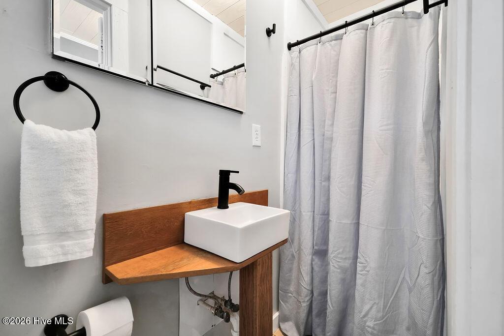 100559547 | Photo 10