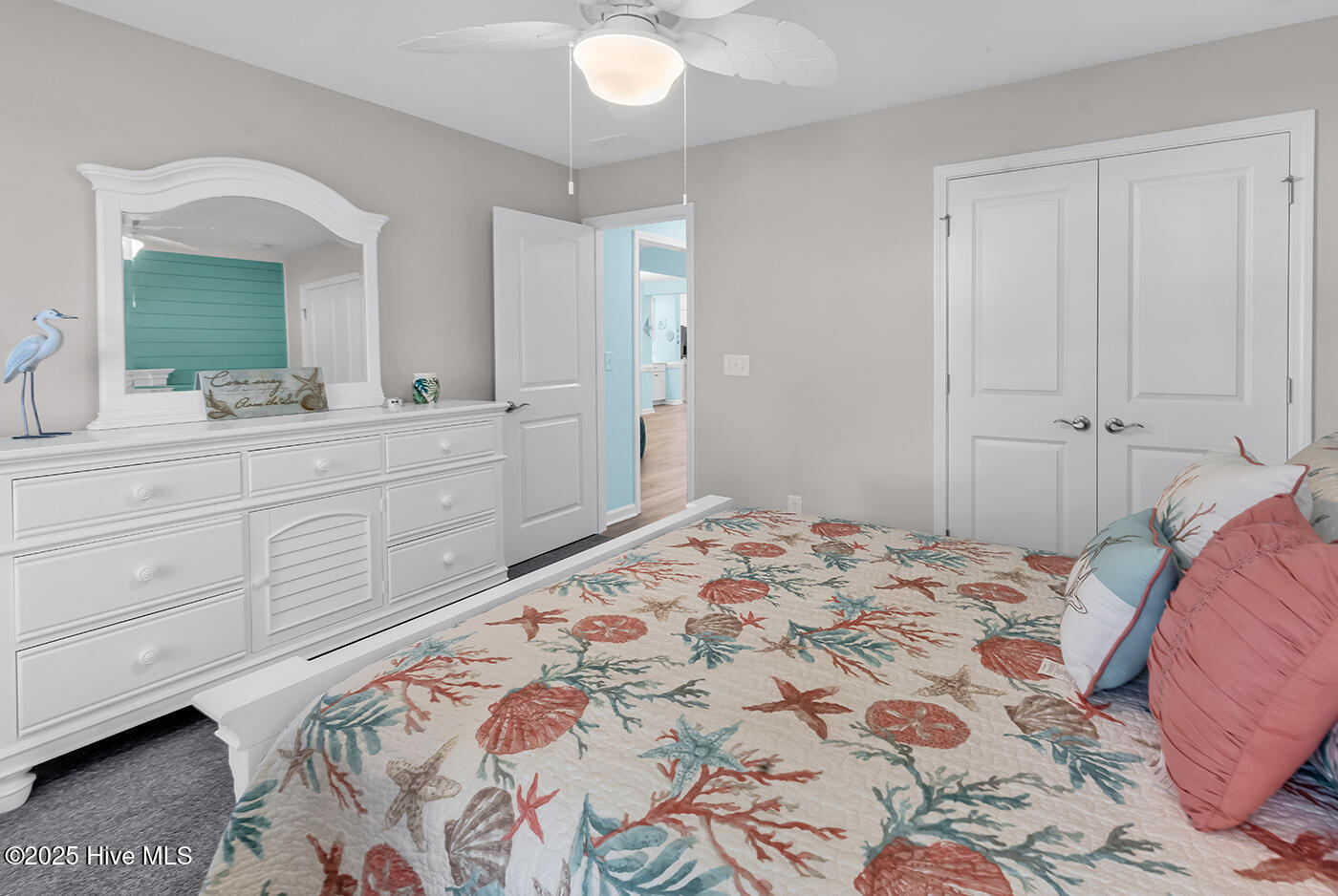 100539654 | Photo 24