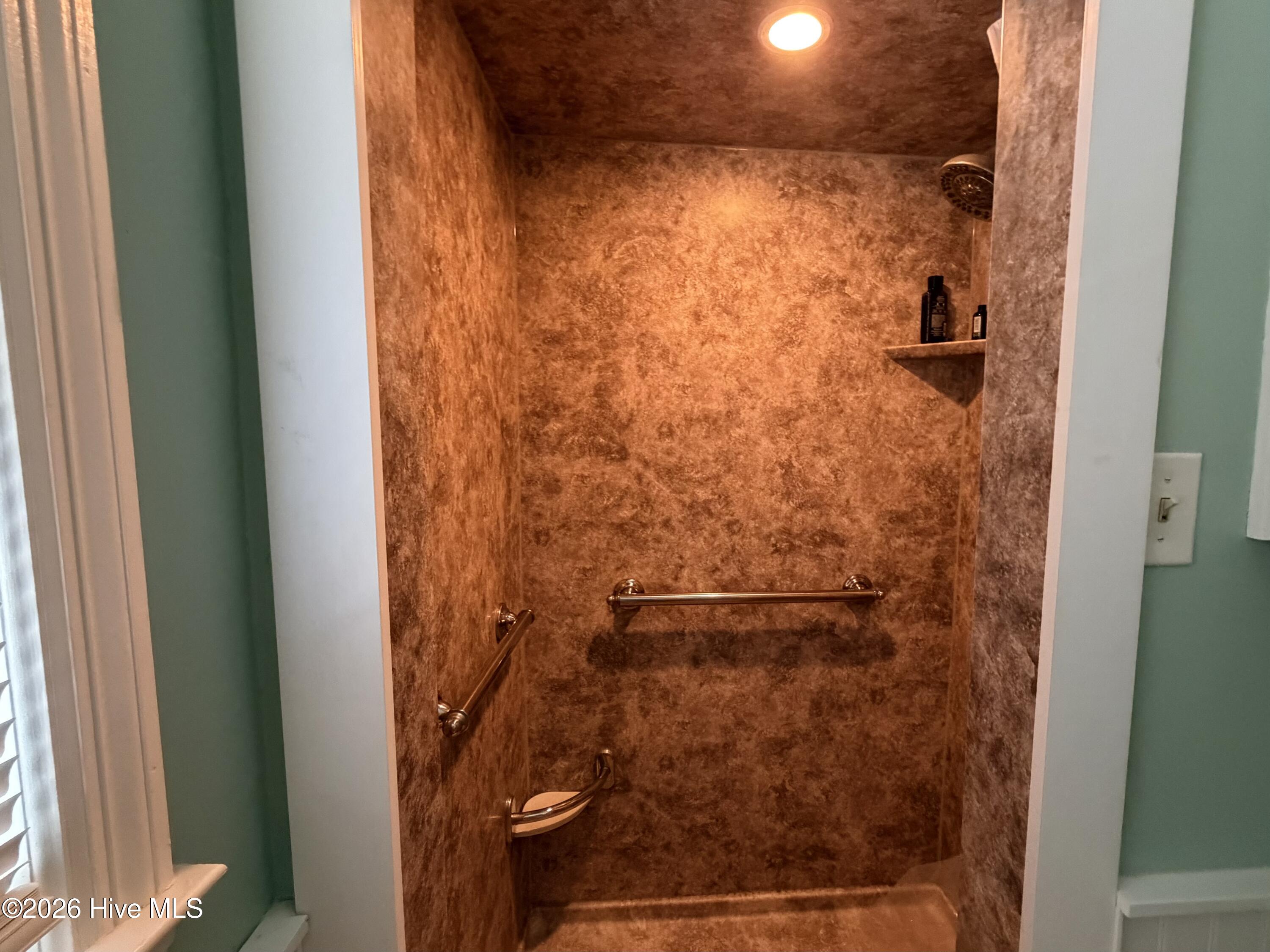3144 Wintergreen Road,Cove City