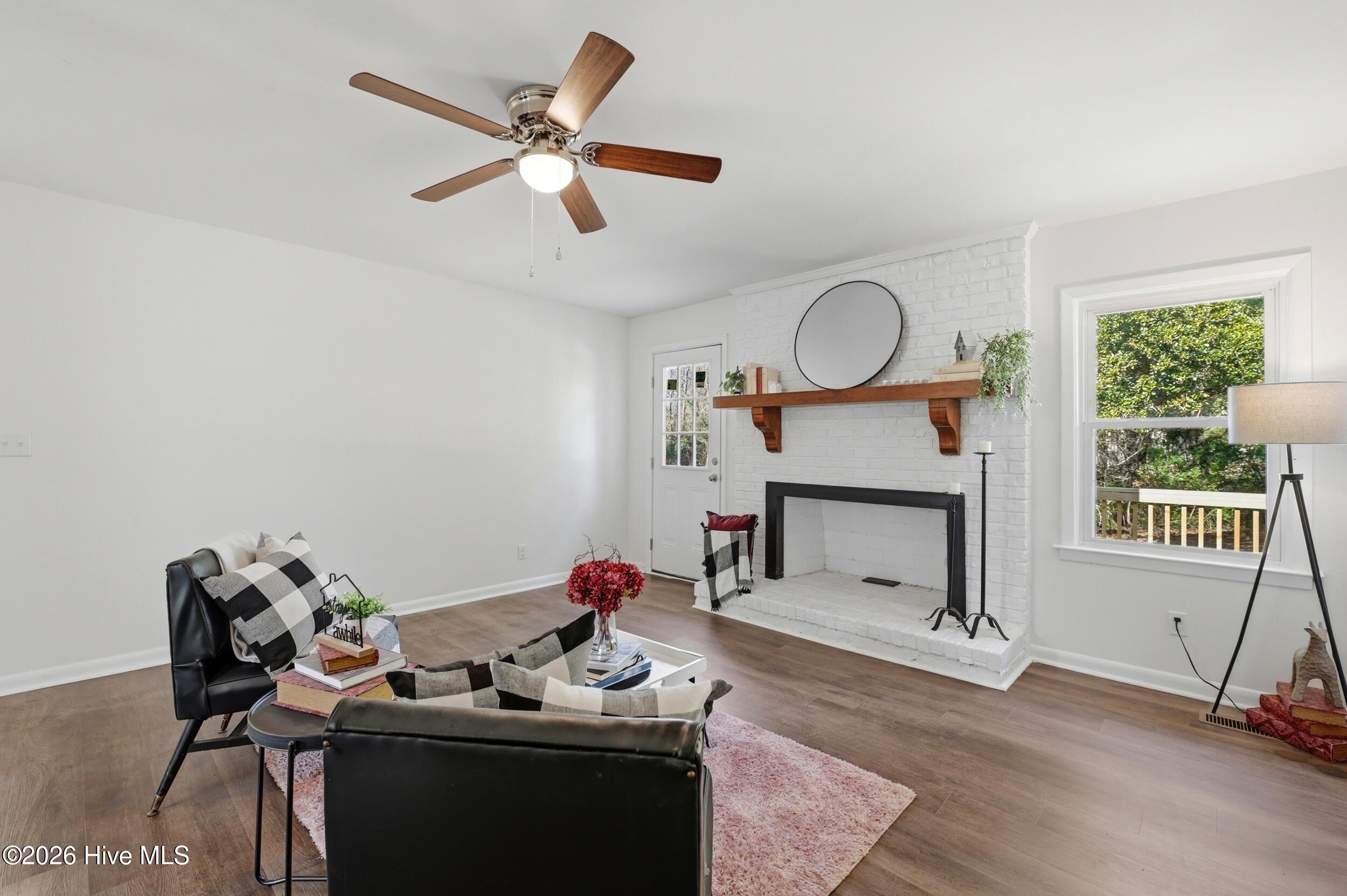 100555632 | Photo 12