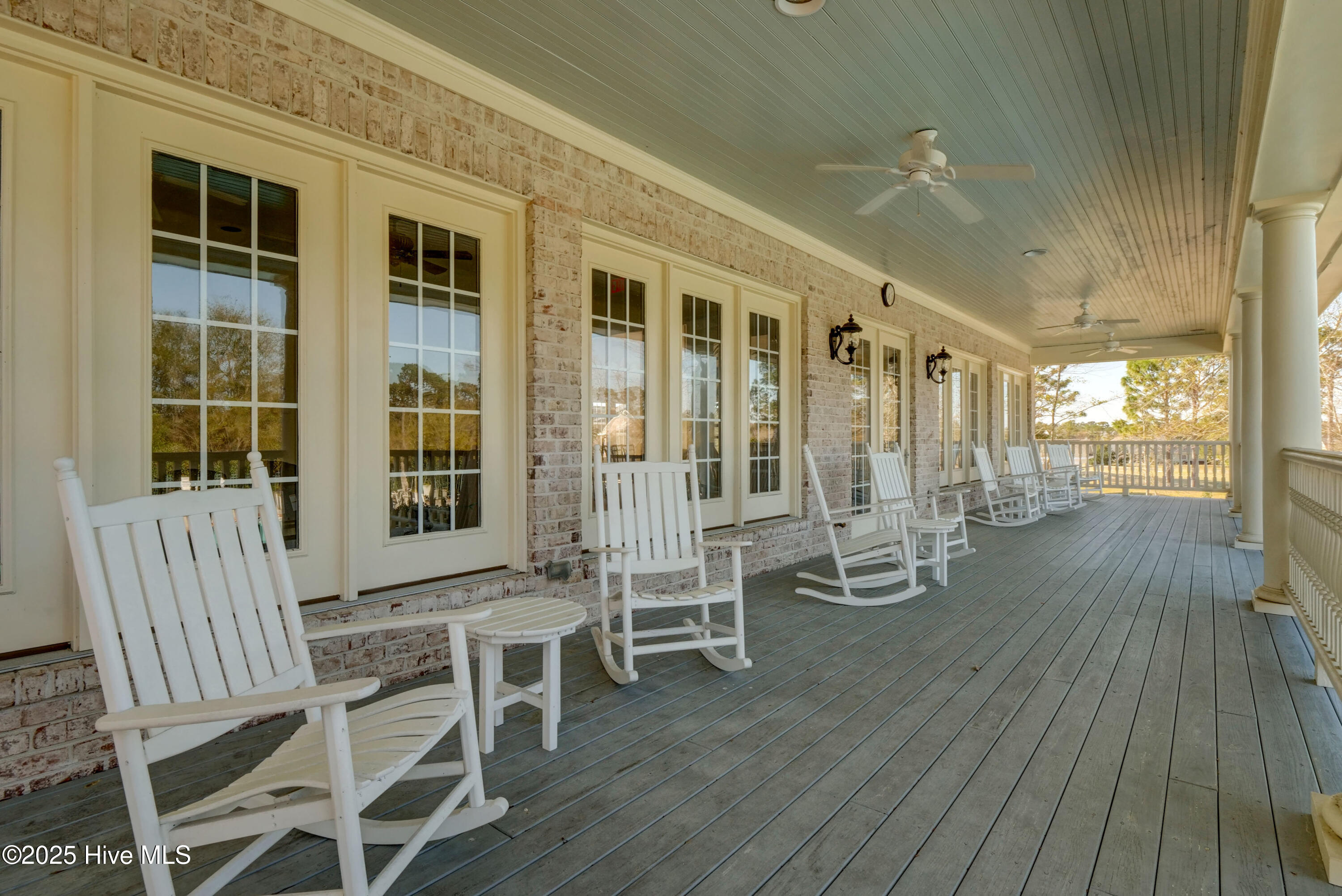 100519414 | Photo 67