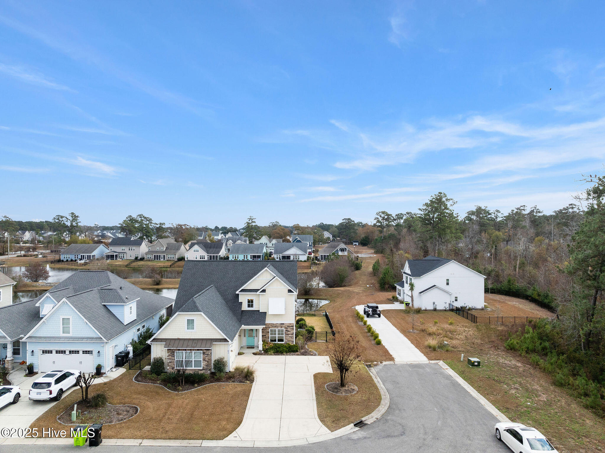 100564106 | Photo 55