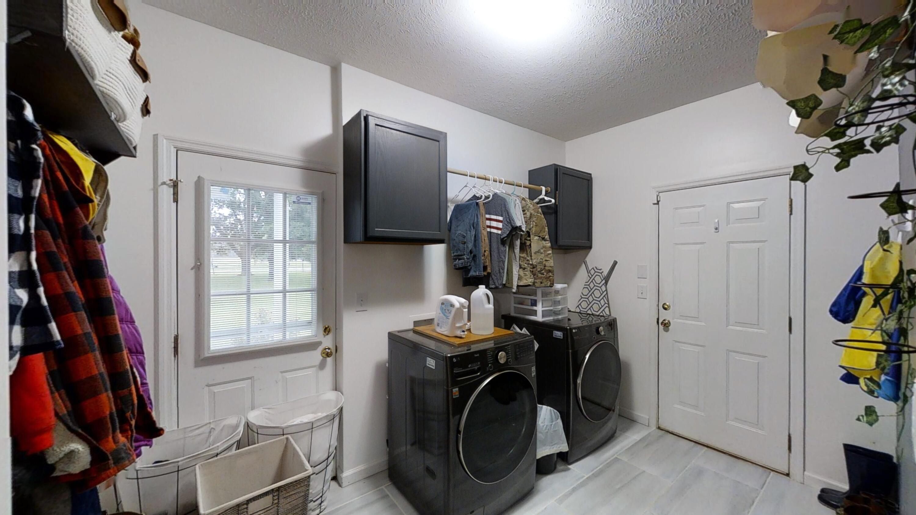 2750-St-Clair-Rd-06152022_082802