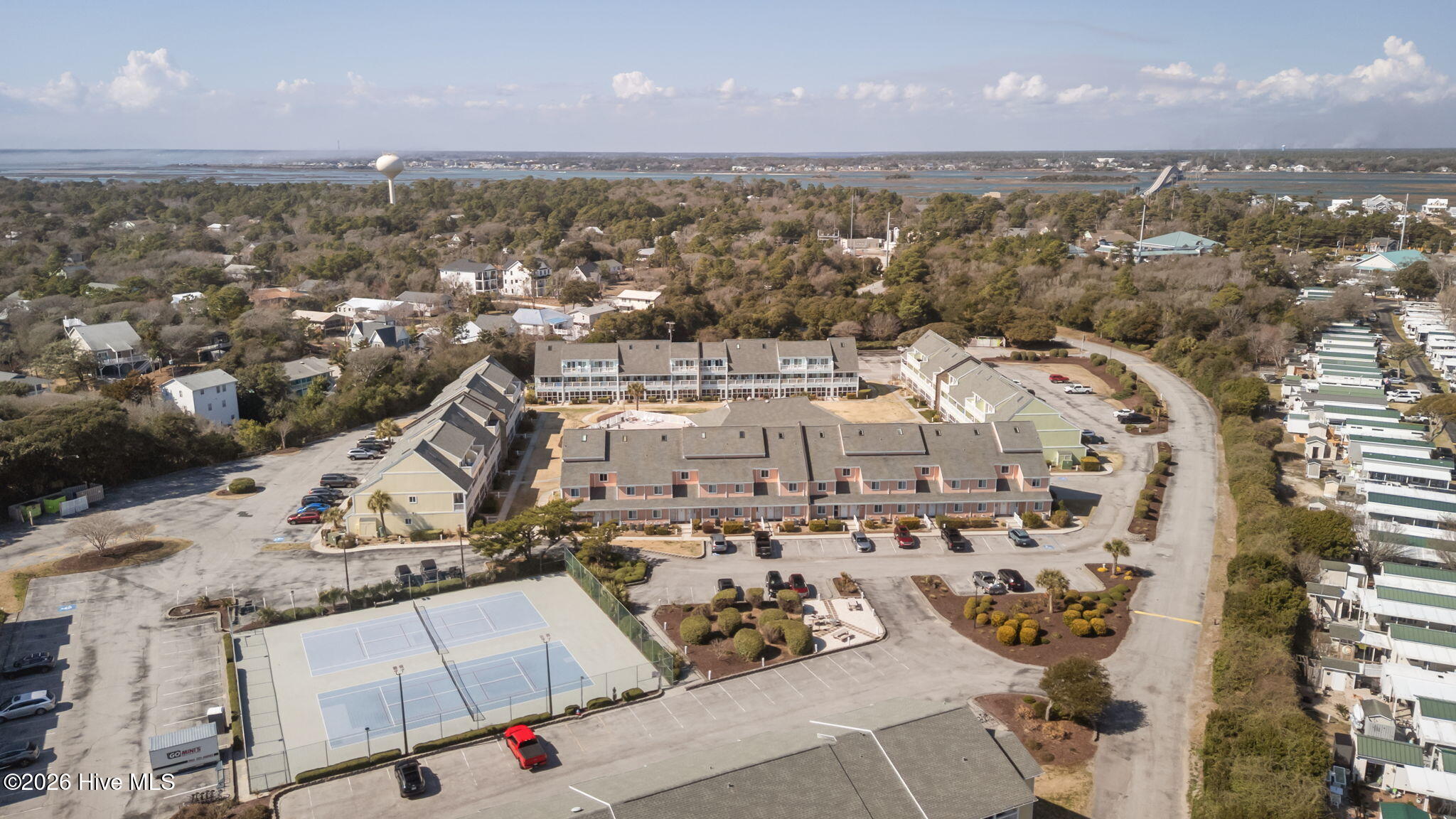 100559007 | Photo 25