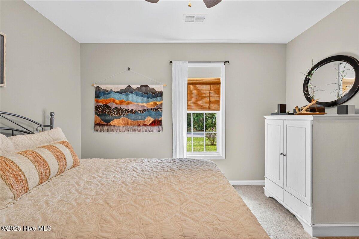 100530290 | Photo 27