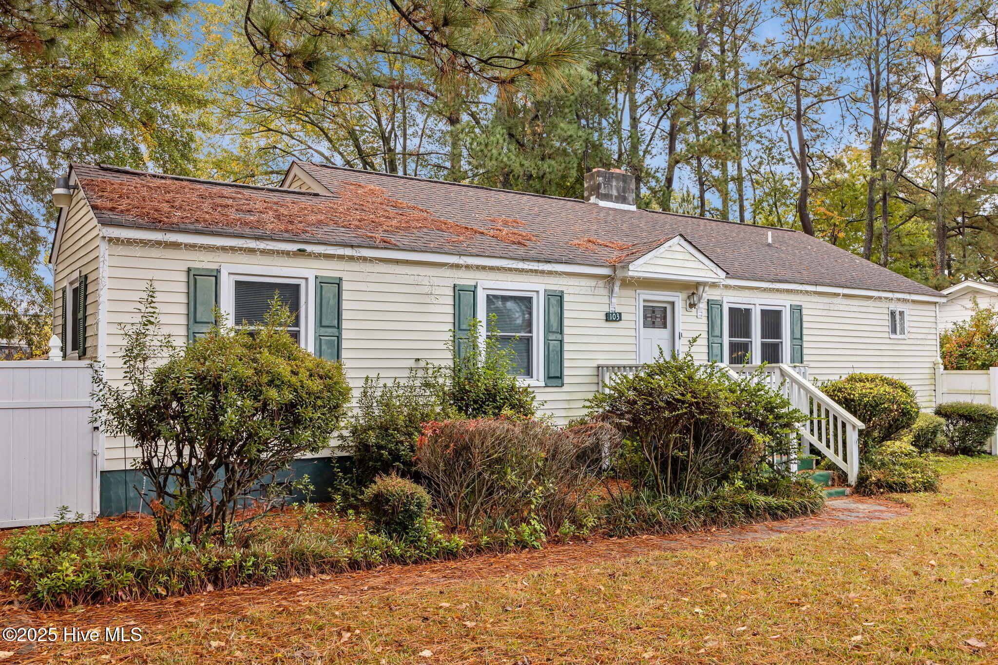 Homes for sale in Greenville, NC | 103 John Ave, Greenville, NC 27858 | MLS# 100539010